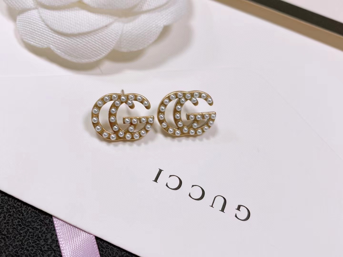 Bagsaaa Gvc*1 Small Pearl Earrings 