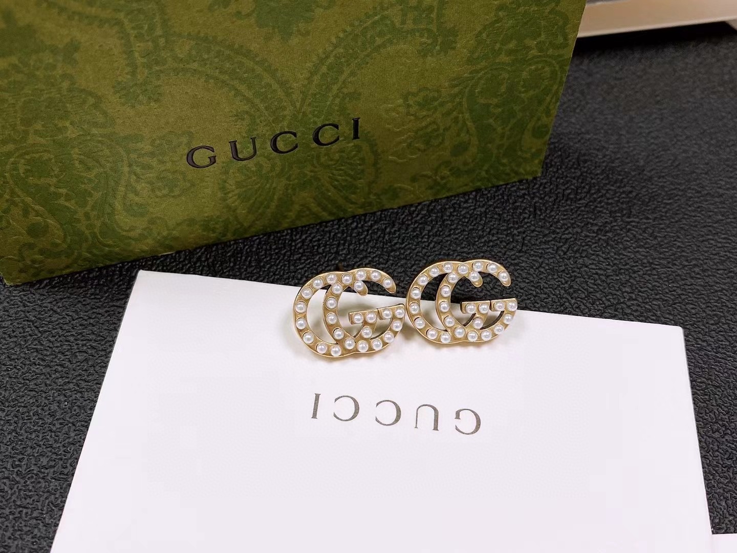 Bagsaaa Gvc*1 Small Pearl Earrings 