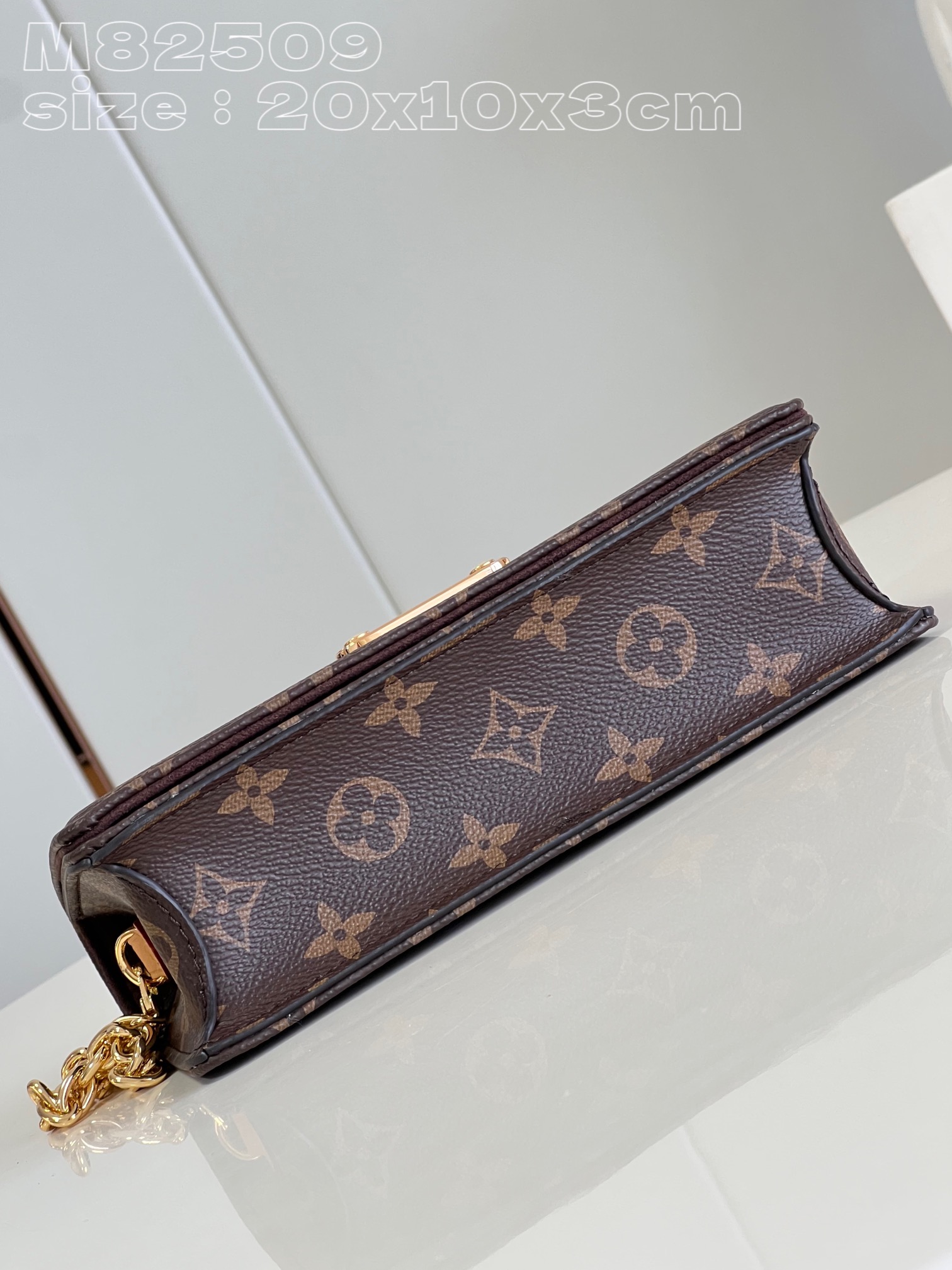 Bagsaaa L0vis Vvtt0n Lily wallet on chain monogram - 20.5x10x3.5cm