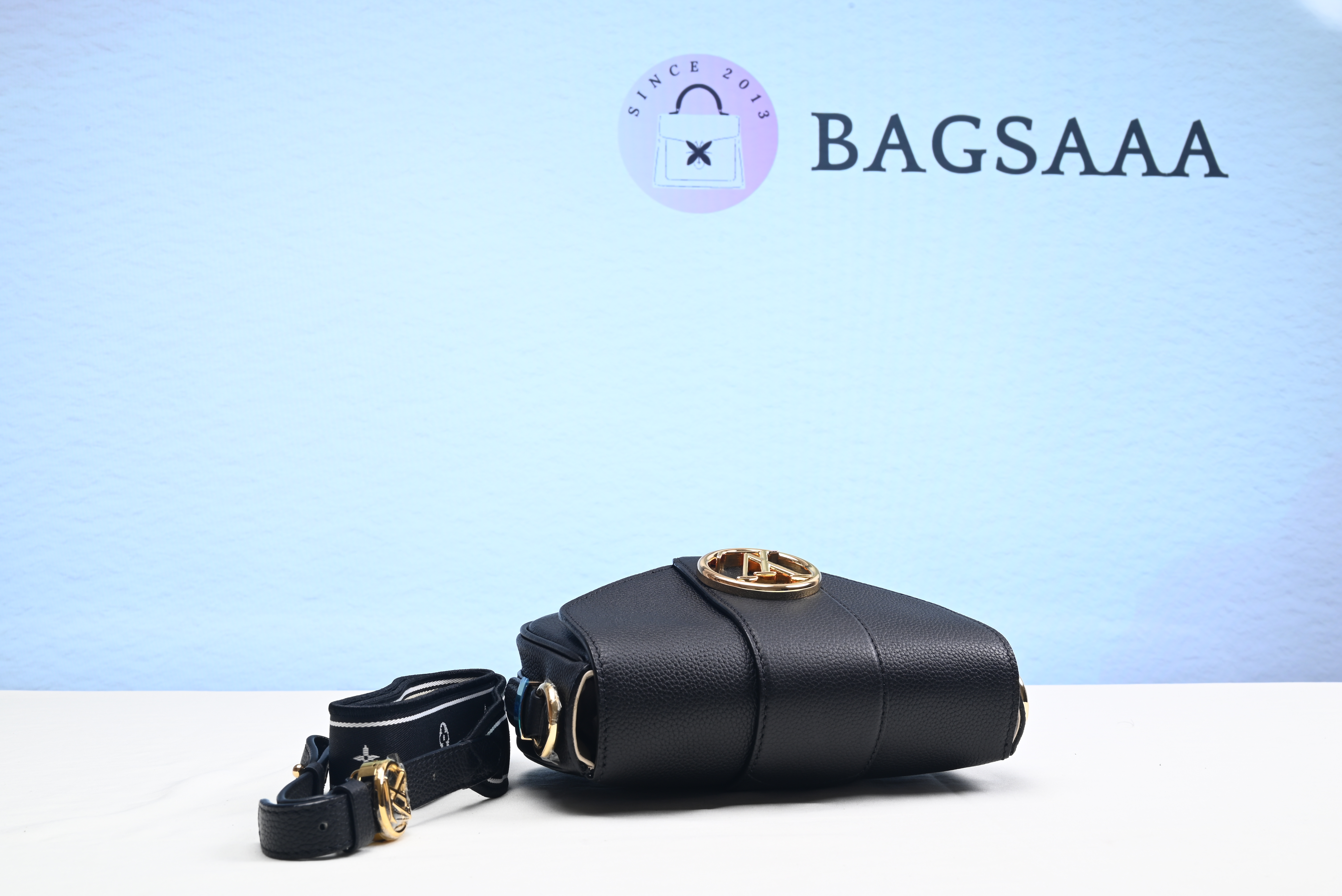 Bagsaaa L0vis Vvtt0n LV Pont 9 Soft PM Black - 21x15x6cm