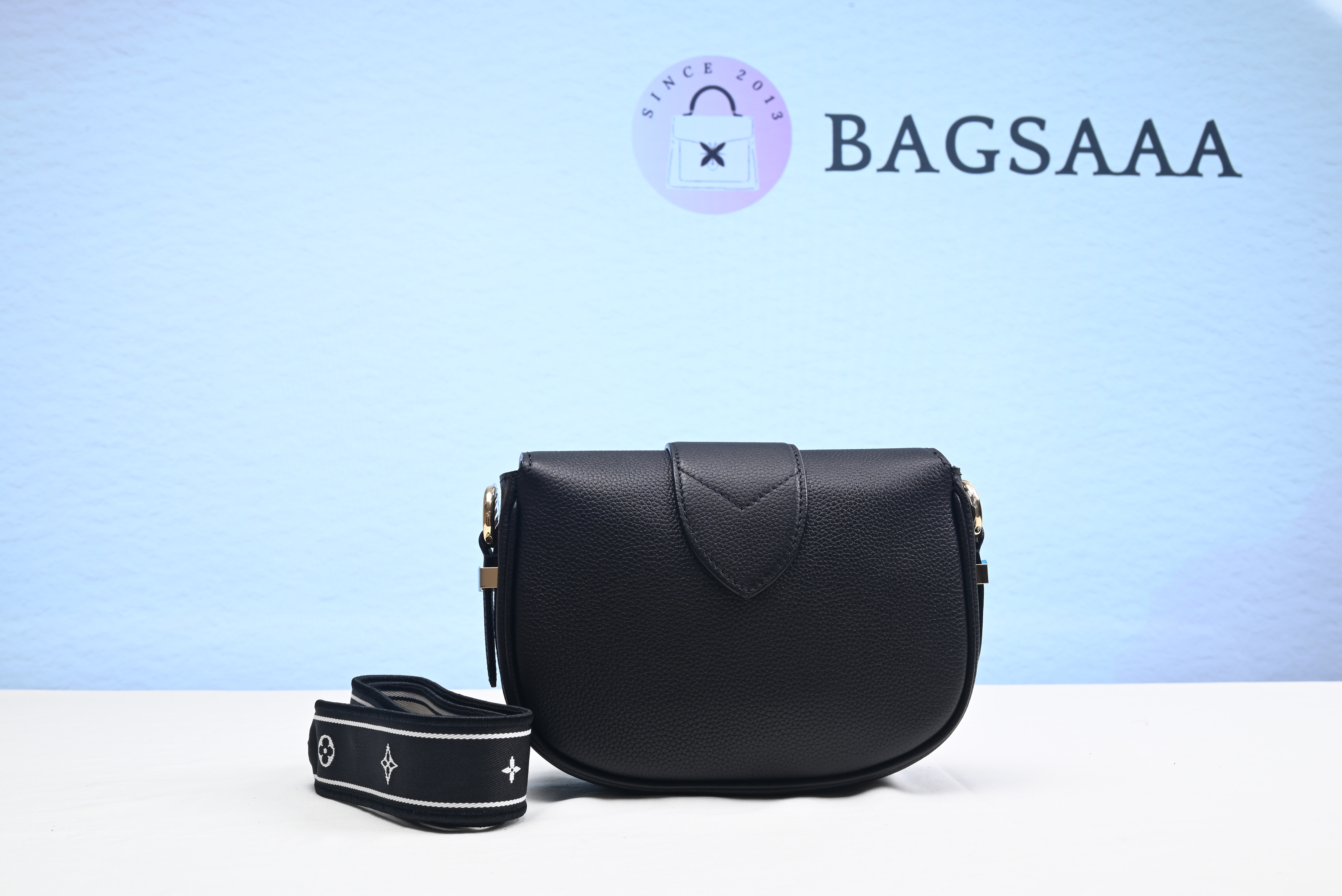 Bagsaaa L0vis Vvtt0n LV Pont 9 Soft PM Black - 21x15x6cm
