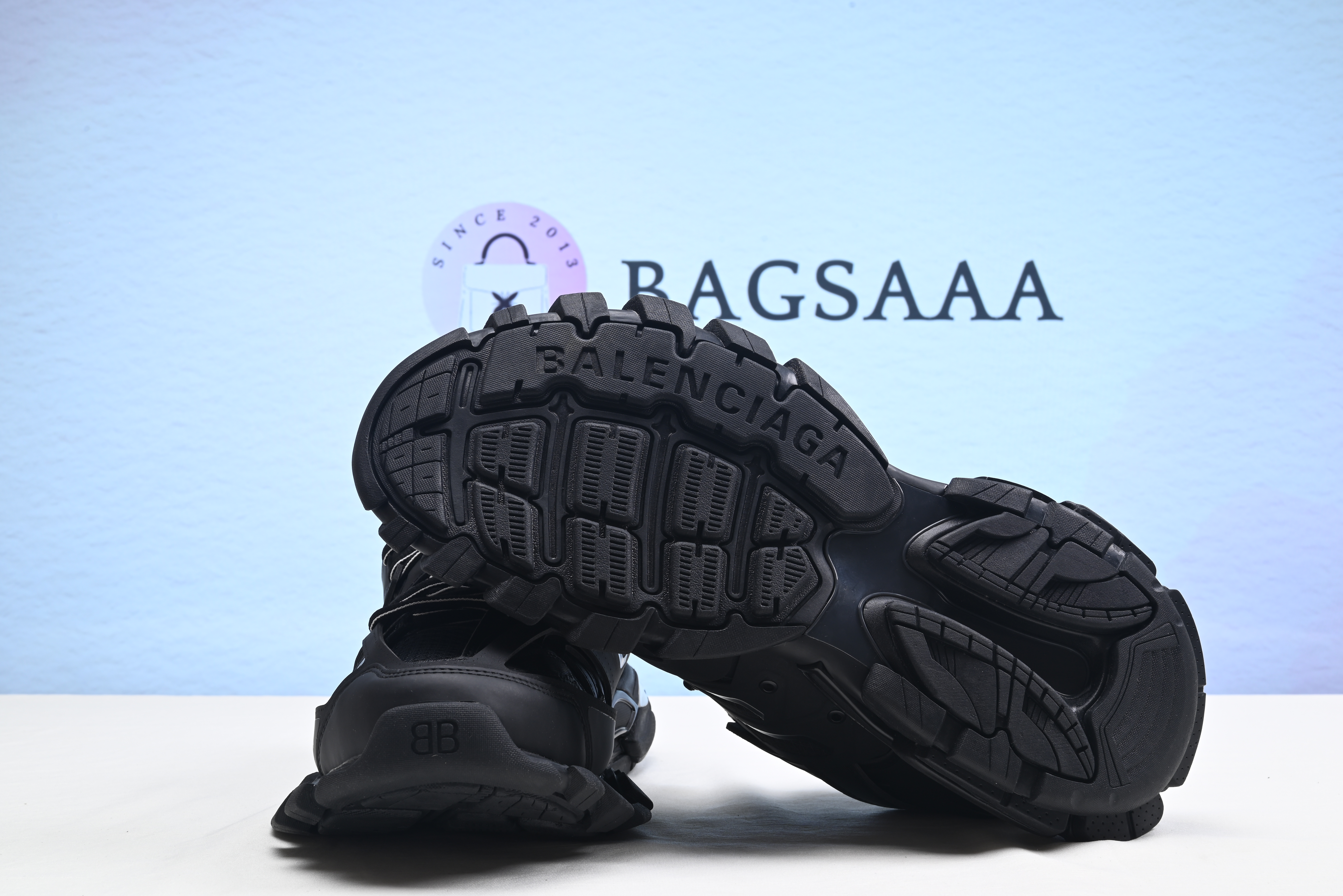 Bagsaaa Ba1en*iaga Track Spikes 