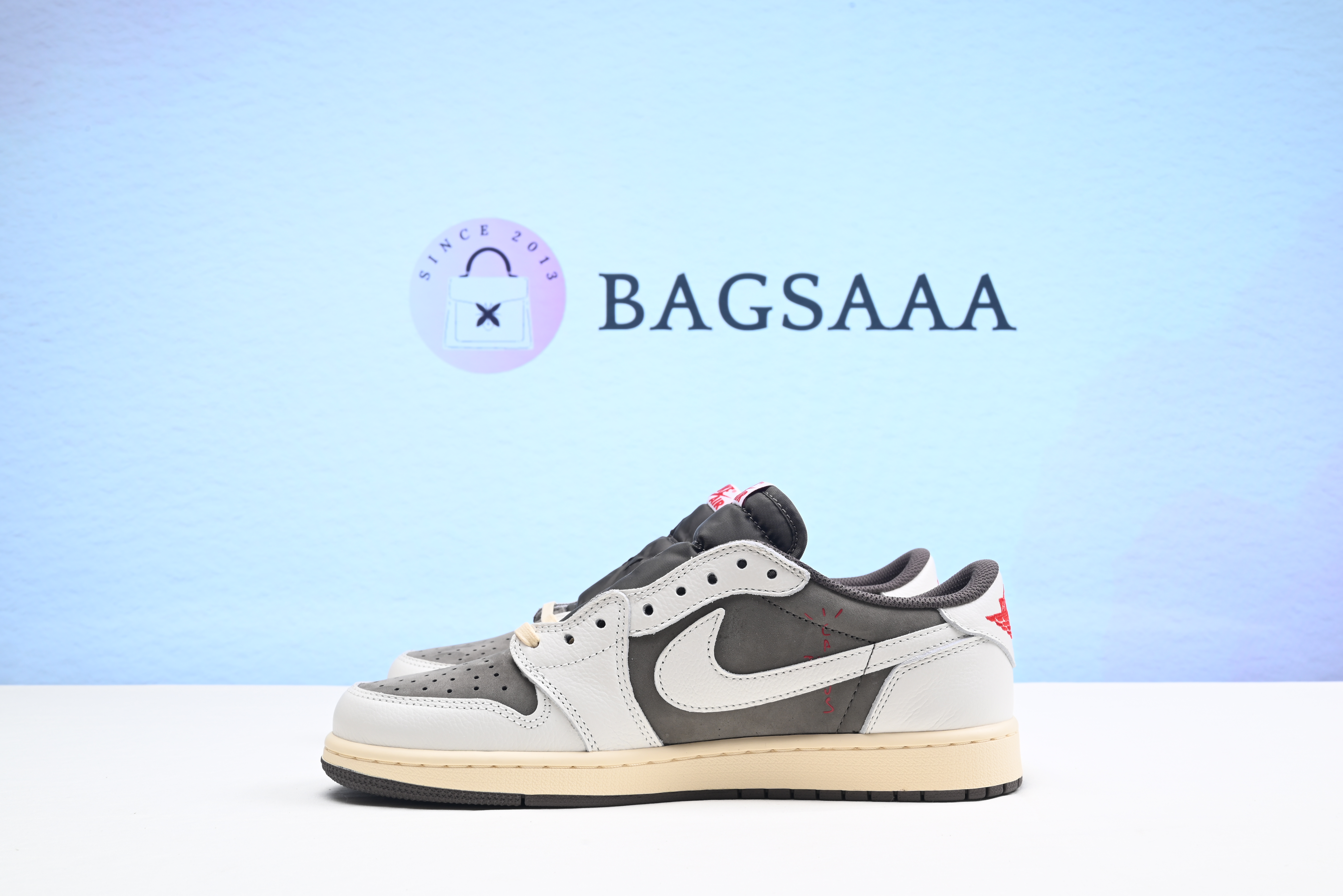 Bagsaaa TRAVIS SCOTT X AIR JORDAN 1 LOW OG REVERSE MOCHA