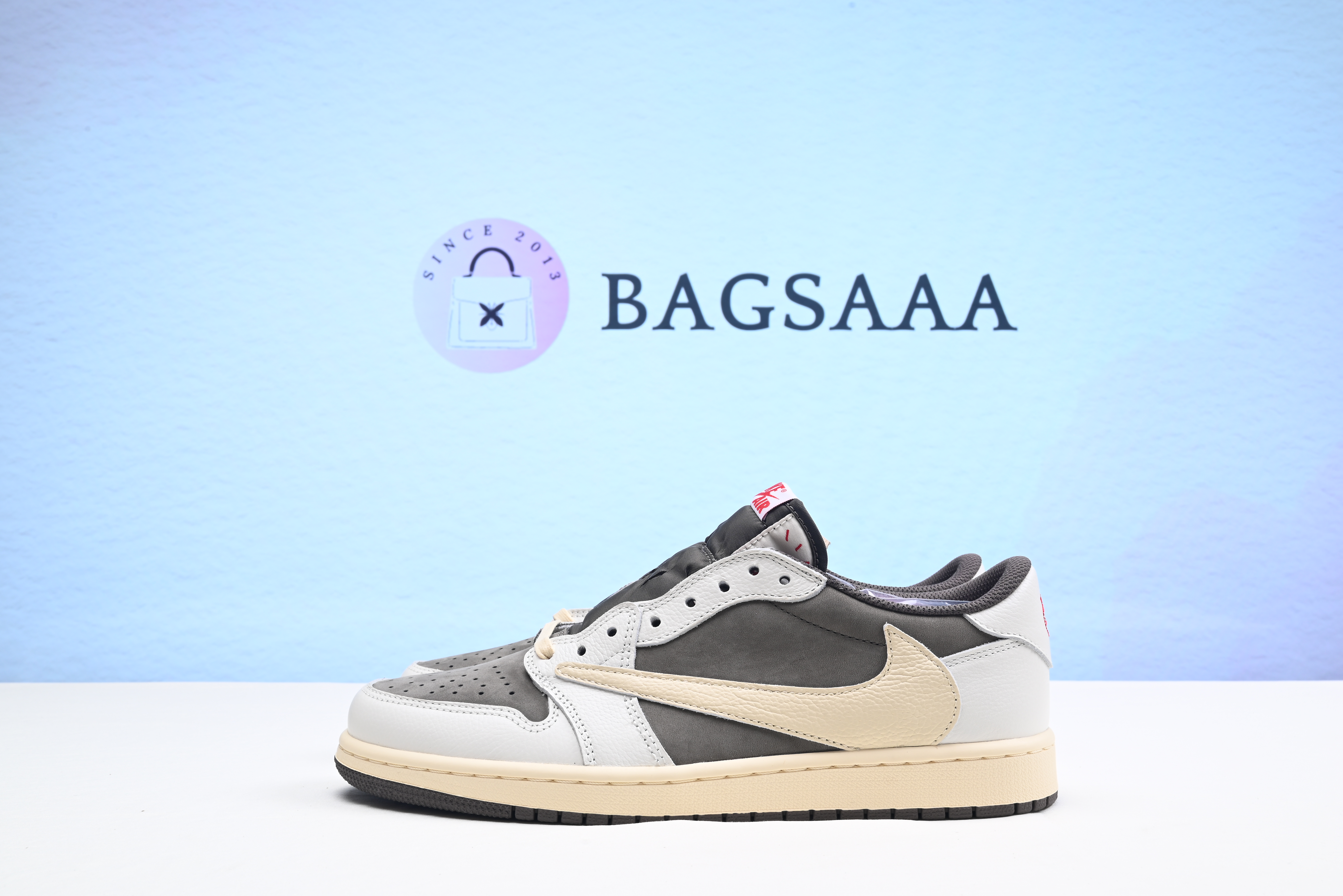 Bagsaaa TRAVIS SCOTT X AIR JORDAN 1 LOW OG REVERSE MOCHA