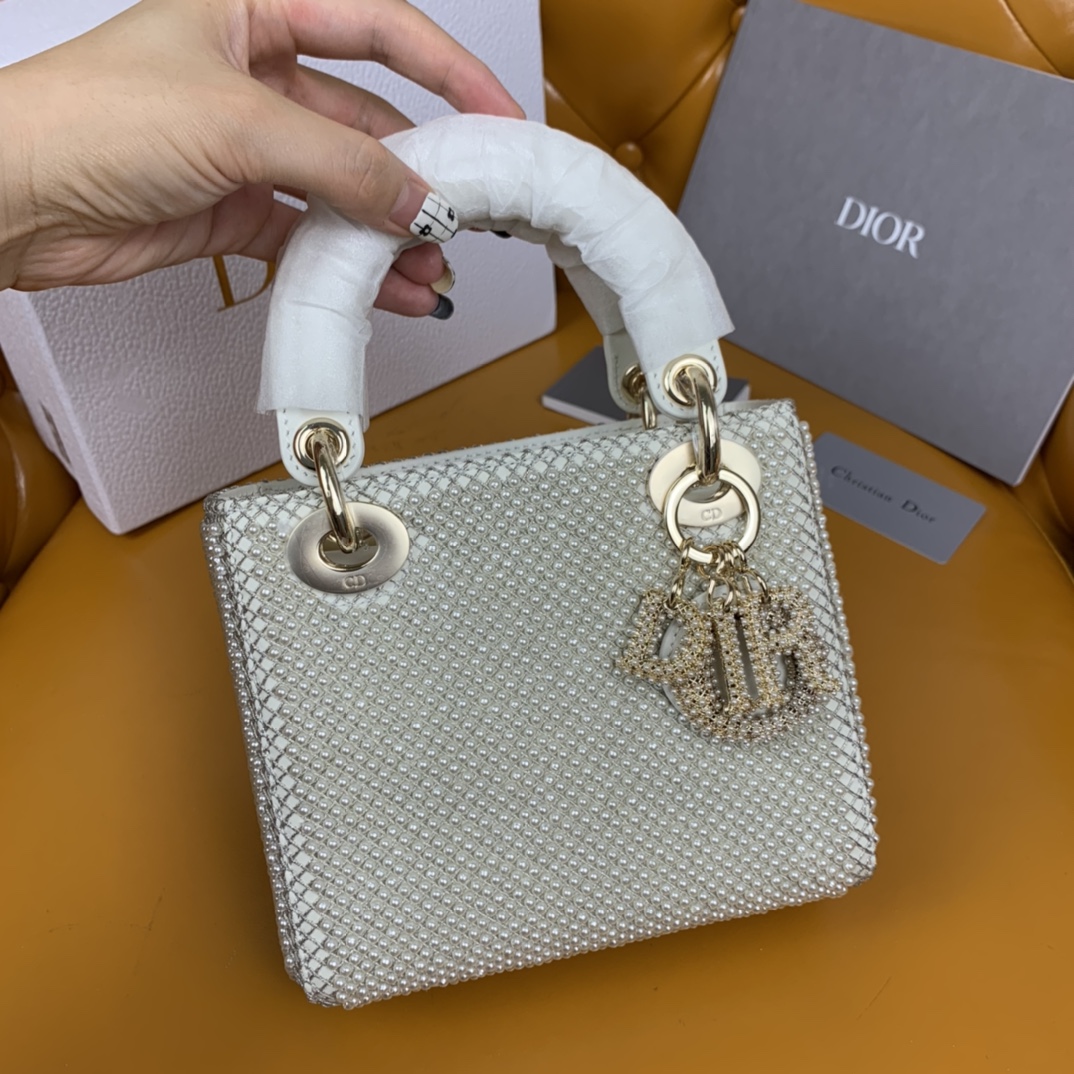 Bagsaaa D10r Mini Lady White Resin Pearl - 17cm