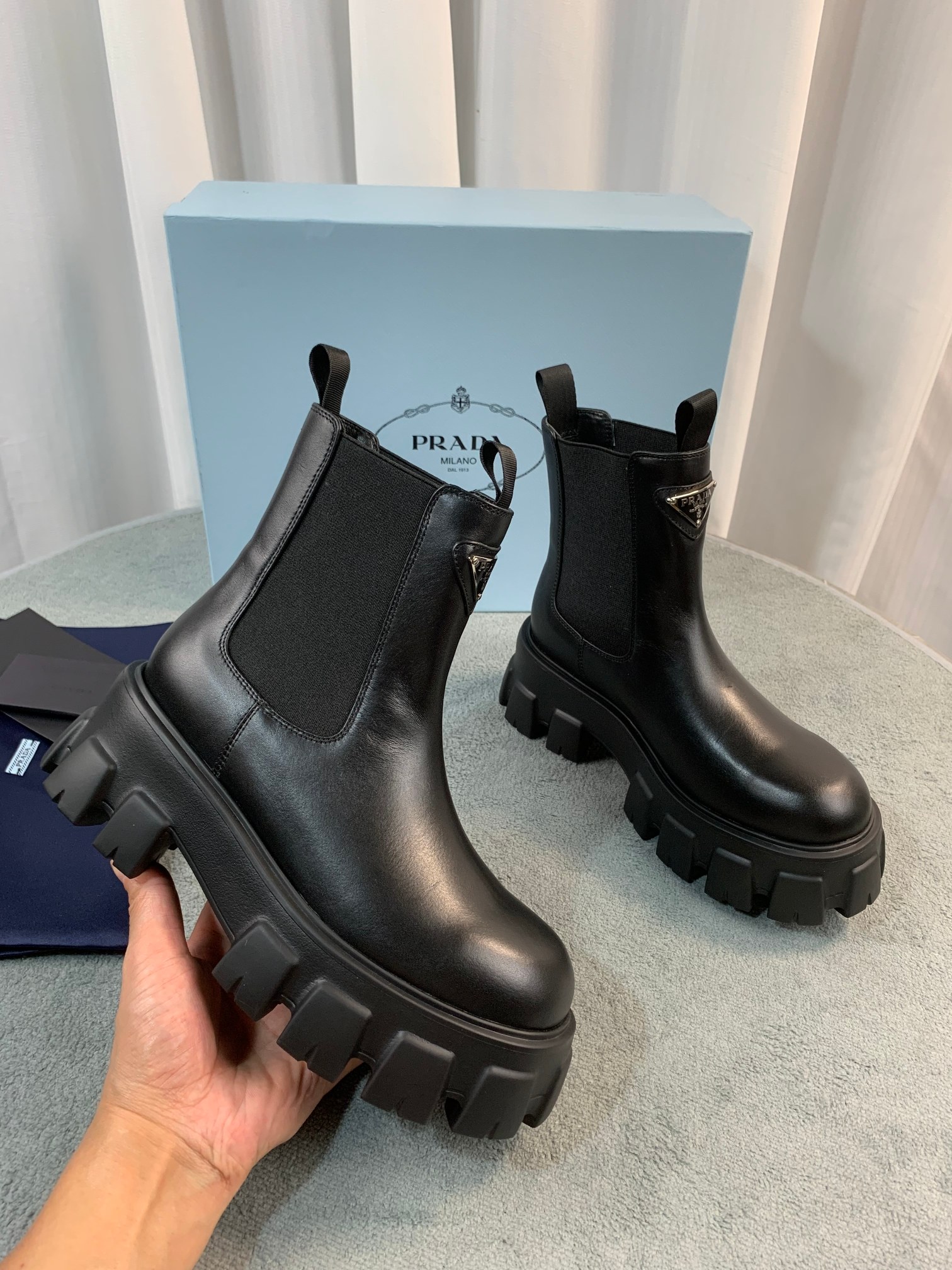 Bagsaaa Pra*a Monolith brushed leather boots Pra*a Logo