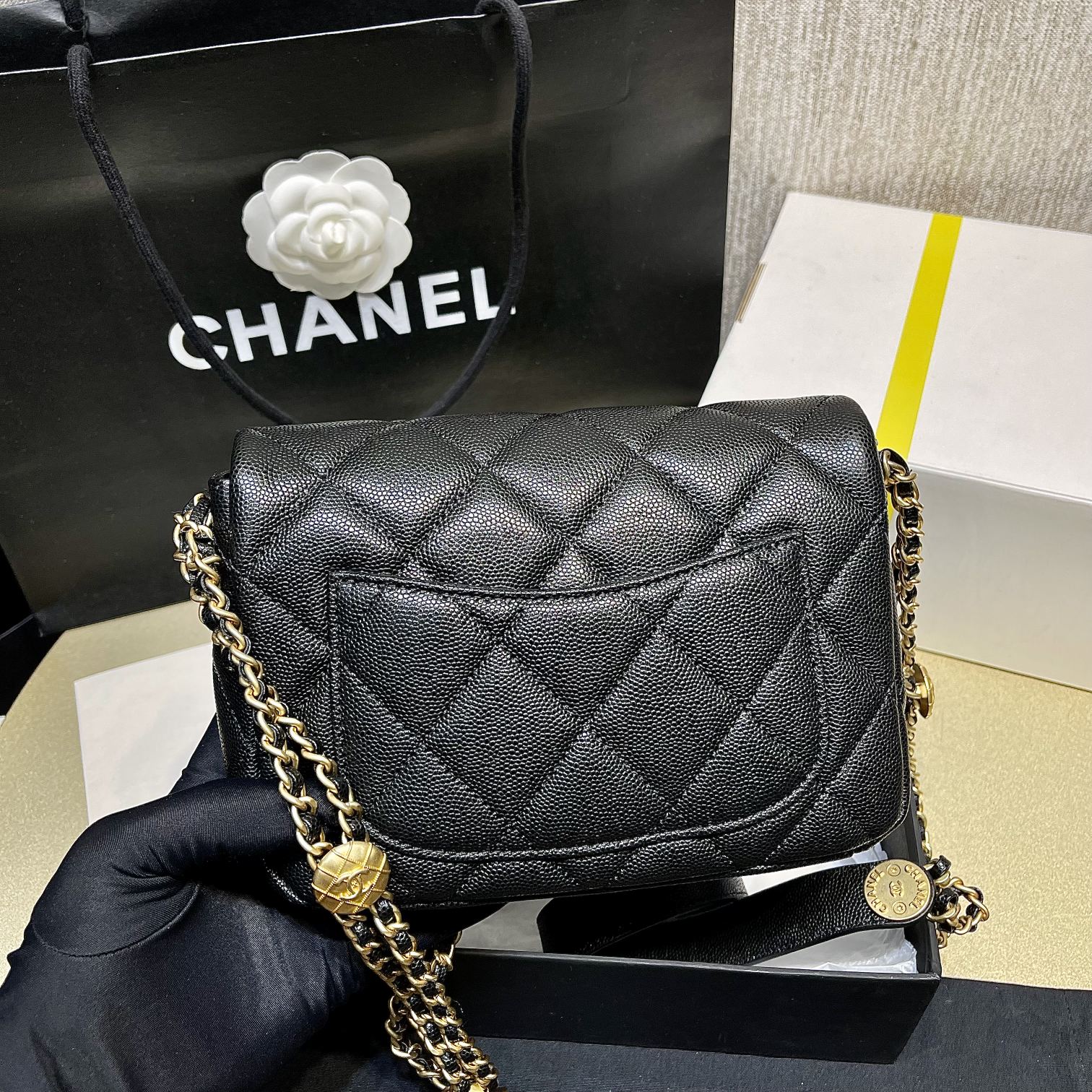 Bagsaaa Ch**el Black Flap Bag - 21X14.5X6cm
