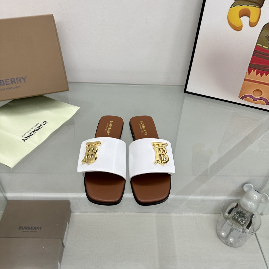 Bagsaaa Bv*b*rry Logo White Slides