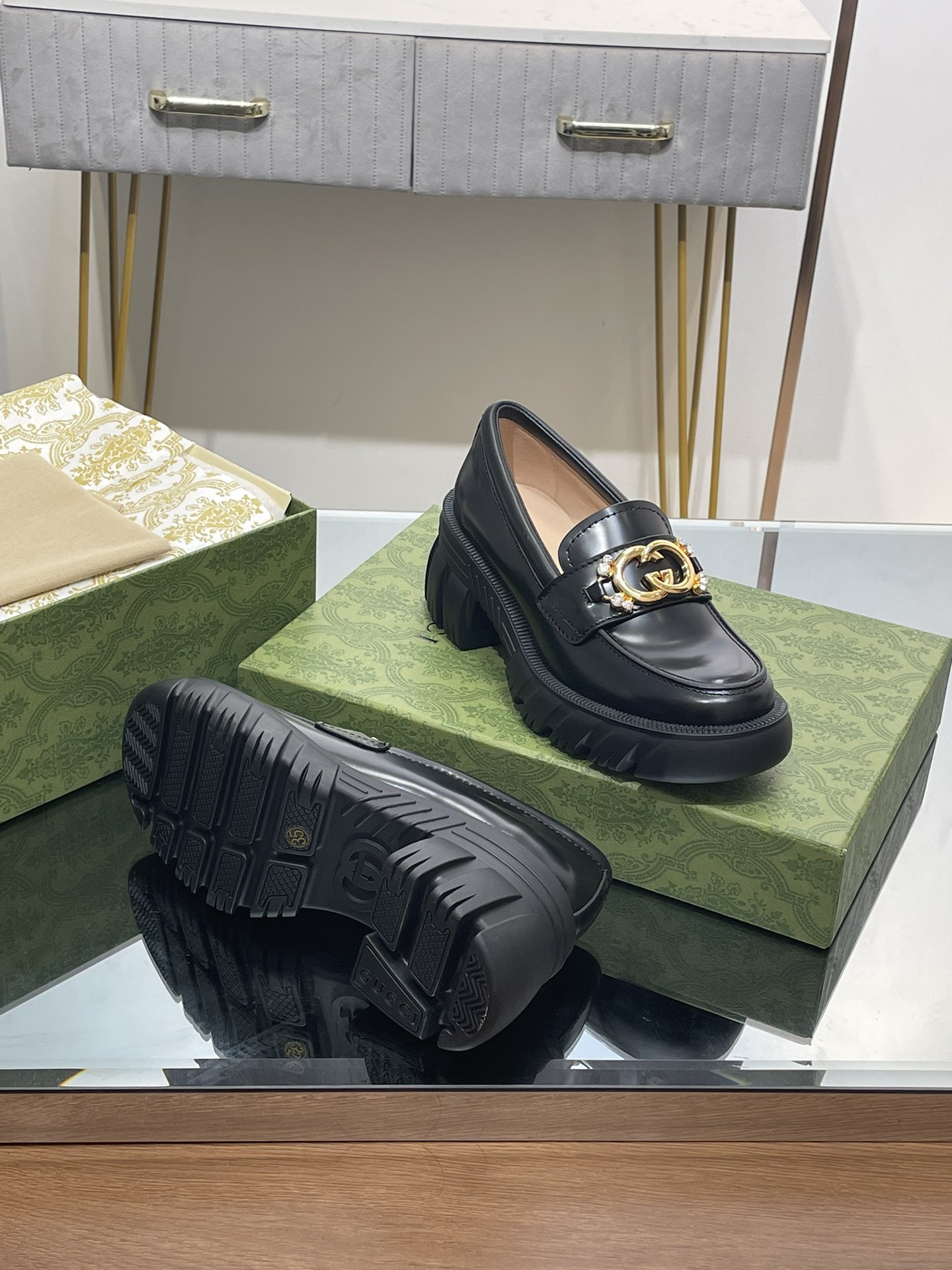 Bagsaaa Gvc*1 LUG SOLE LOAFER Black