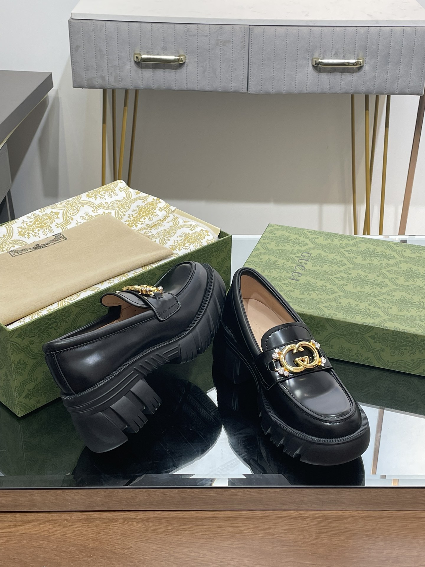 Bagsaaa Gvc*1 LUG SOLE LOAFER Black