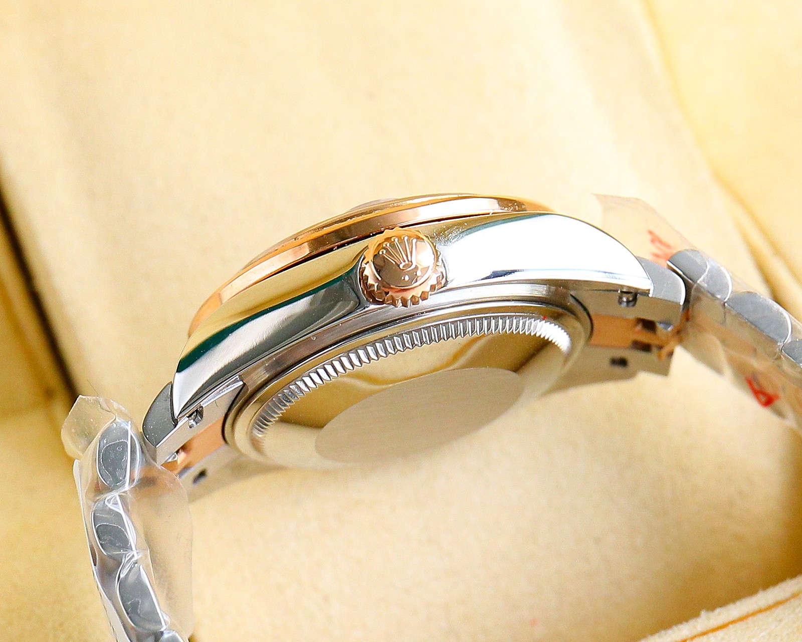Bagsaaa Lady-Datejust 28 Rolesor Yellow D1am0nd / Jubilee / Lavender D1am0nd