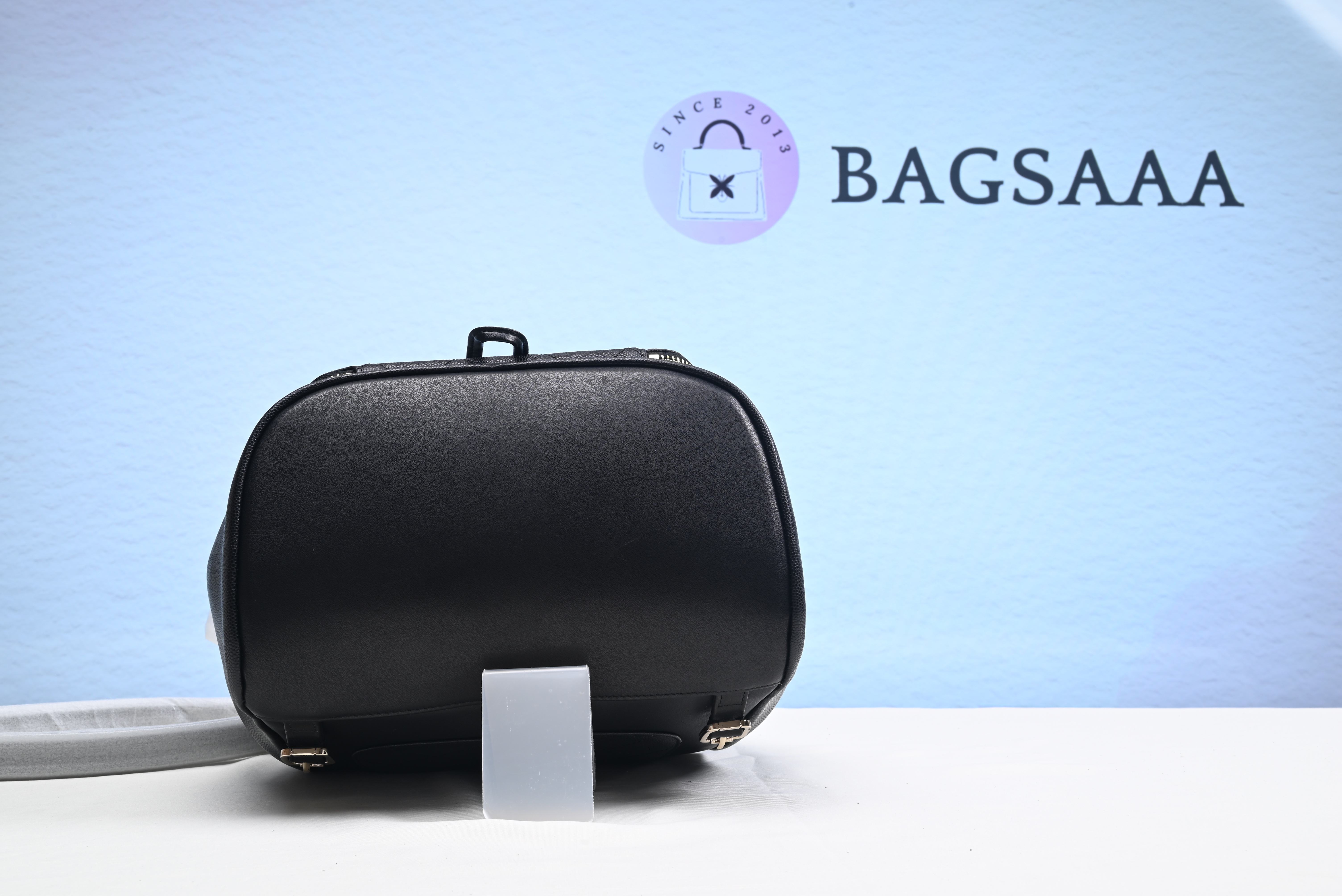 Bagsaaa Ch**el BUSINESS AFFINITY BACKPACK - 23 × 22 × 15 cm