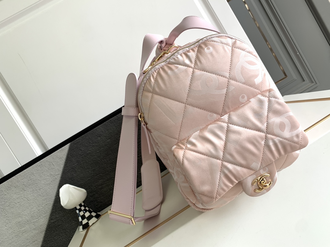 Bagsaaa Ch**el Pink Nylon Coco Neige Two-in-One Duffle/Backpack - 51*23*20.5cm