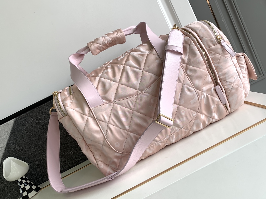Bagsaaa Ch**el Pink Nylon Coco Neige Two-in-One Duffle/Backpack - 51*23*20.5cm