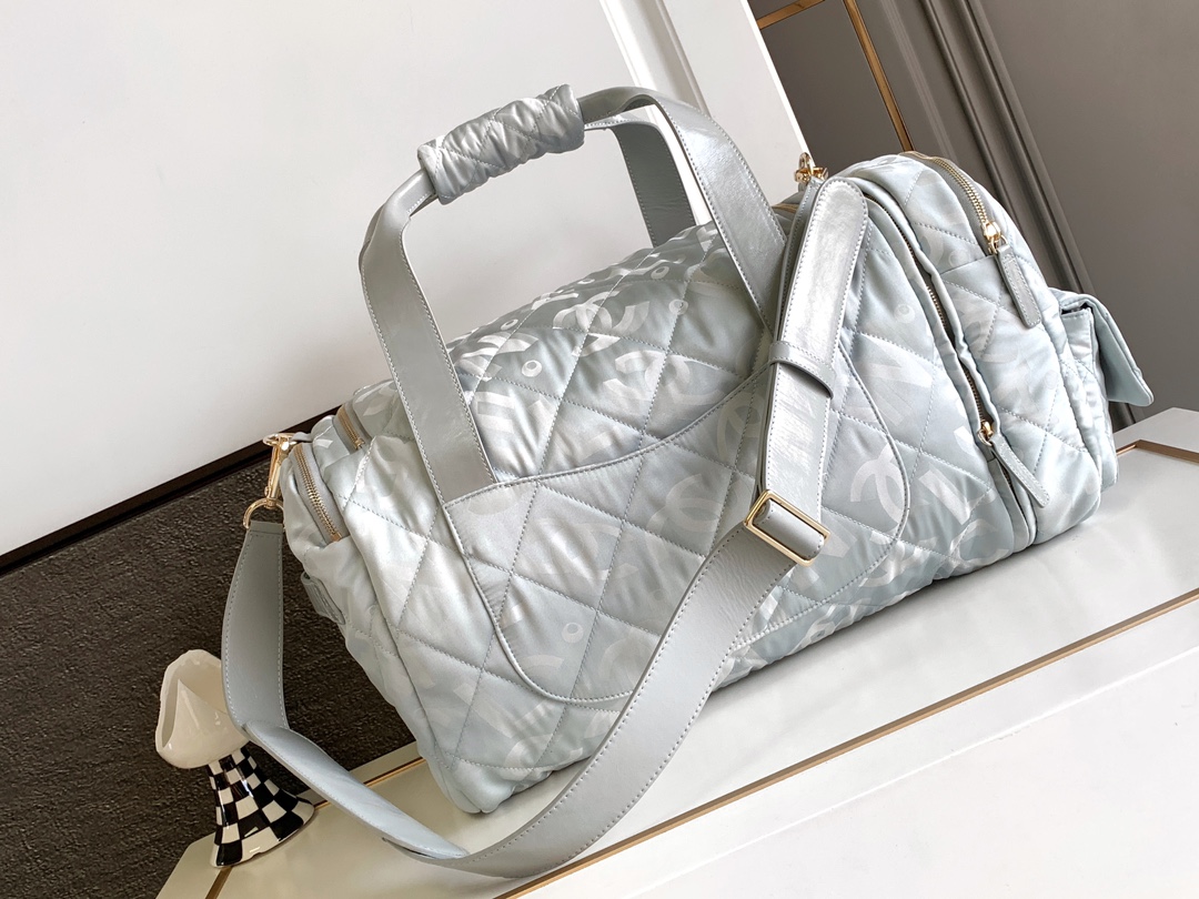 Bagsaaa Ch**el Silver Nylon Coco Neige Two-in-One Duffle/Backpack - 51*23*20.5cm