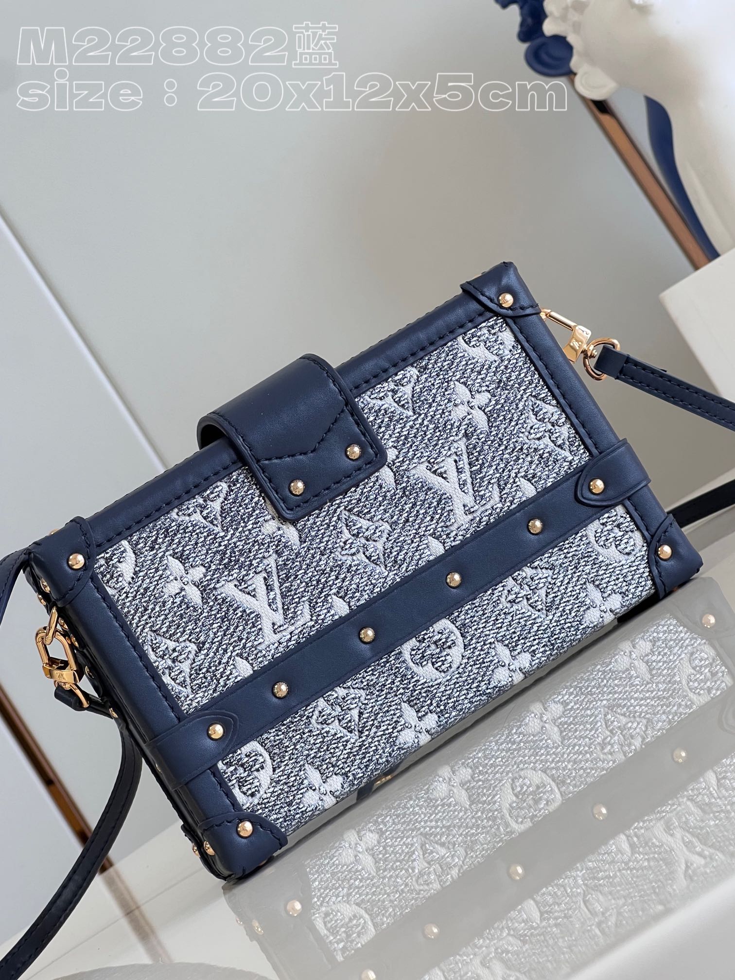 Bagsaaa L0vis Vvtt0n Petite Malle Bag Denim Gold Hardware