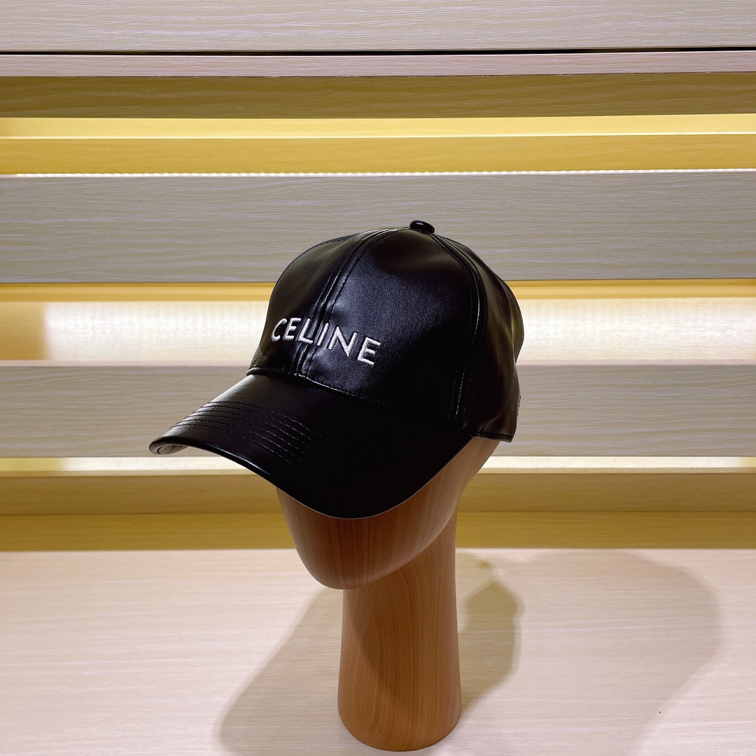 Bagsaaa Ce1i*e Cap Black Leather