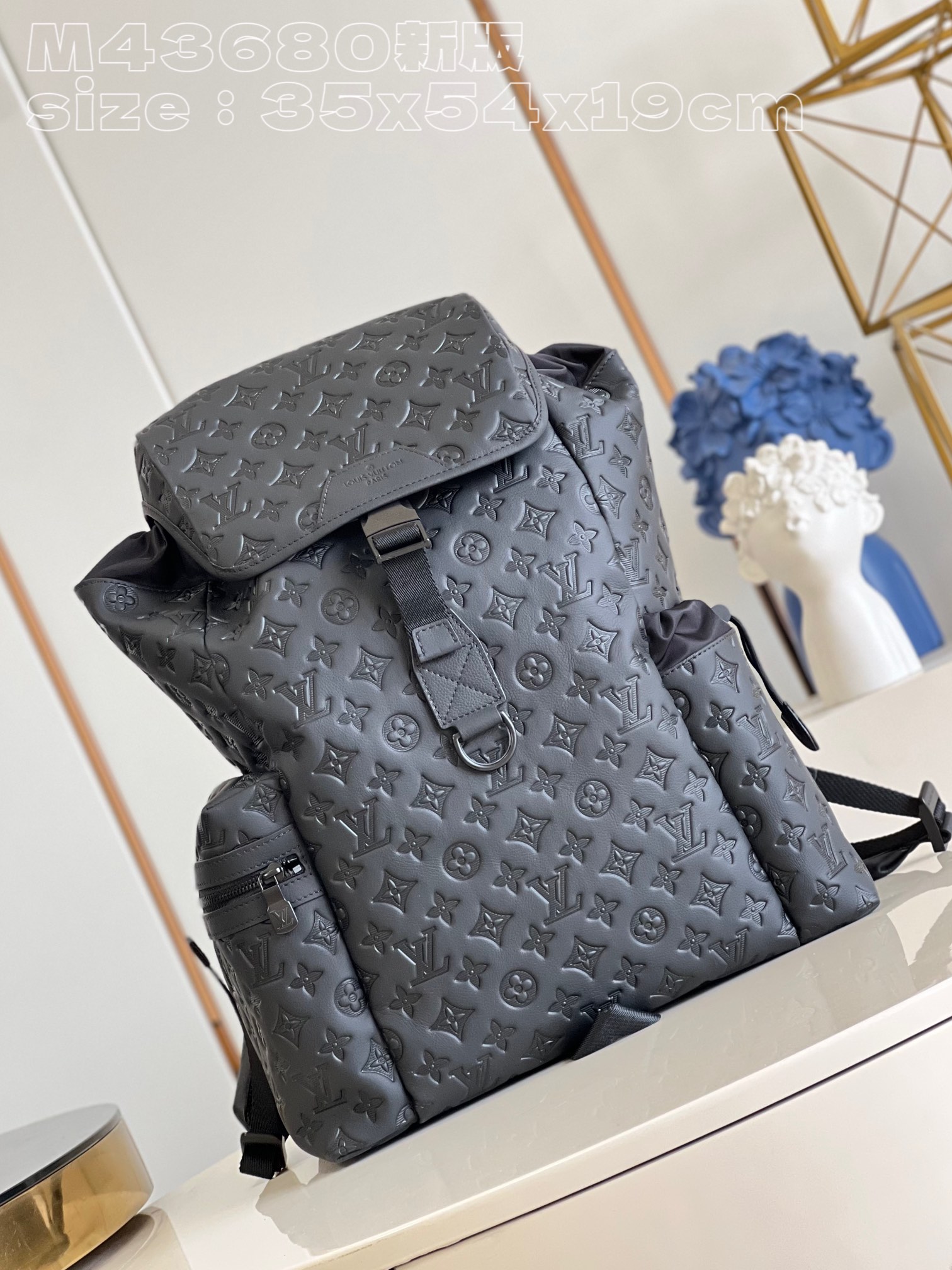 Bagsaaa L0vis Vvtt0n Trekking Backpack M43680 