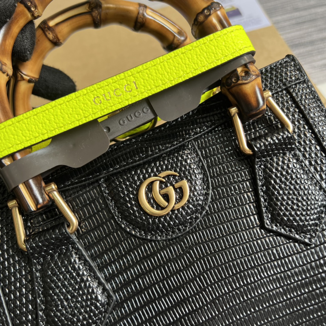 Bagsaaa Gvc*1 Mini Diana Lizard Black Leather 20x15.5x10cm