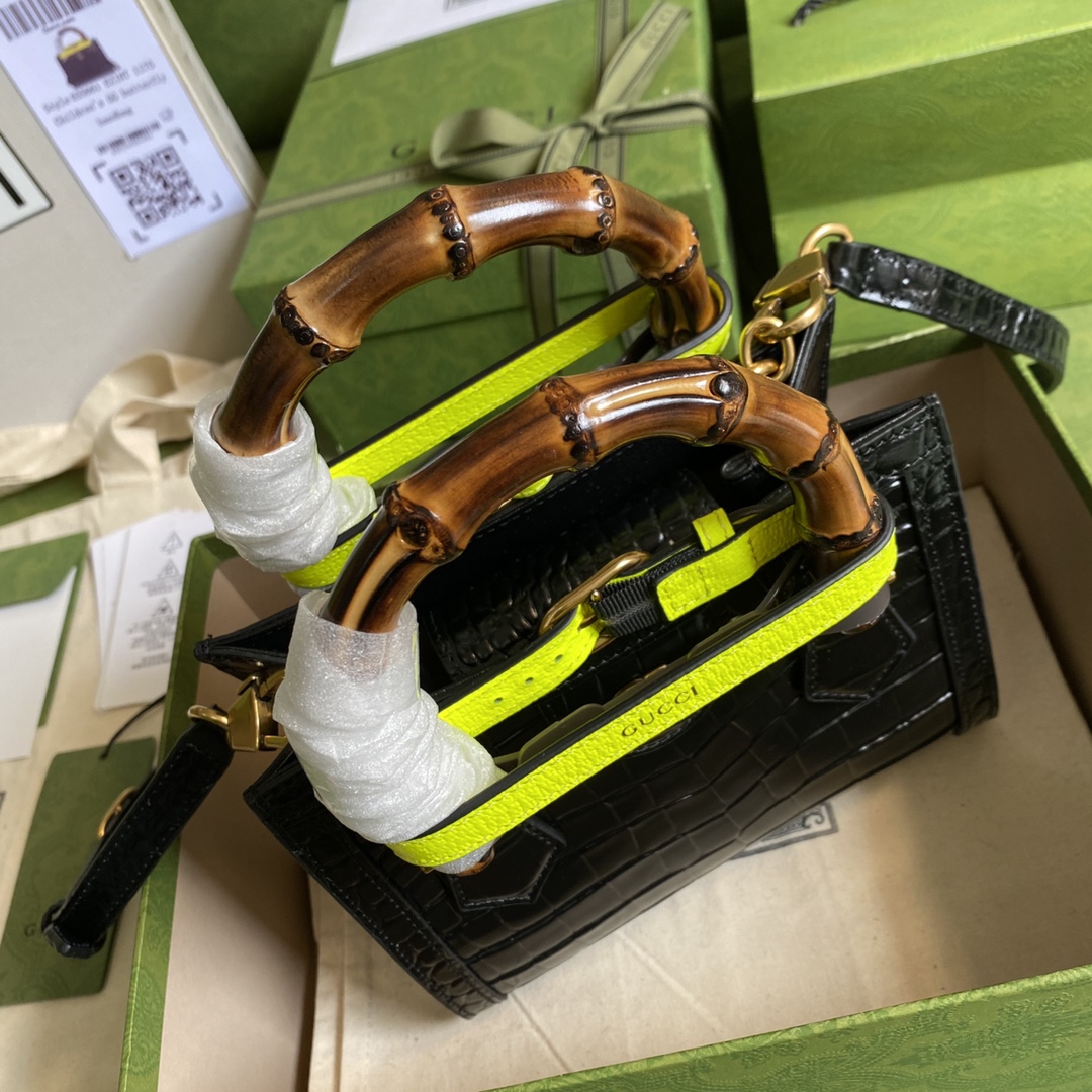 Bagsaaa Gvc*1 Mini Diana Crocodile Black Leather 20x15.5x10cm 