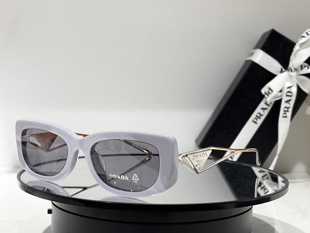 Pra*a Eyewear Rectangular Frame Sunglasses