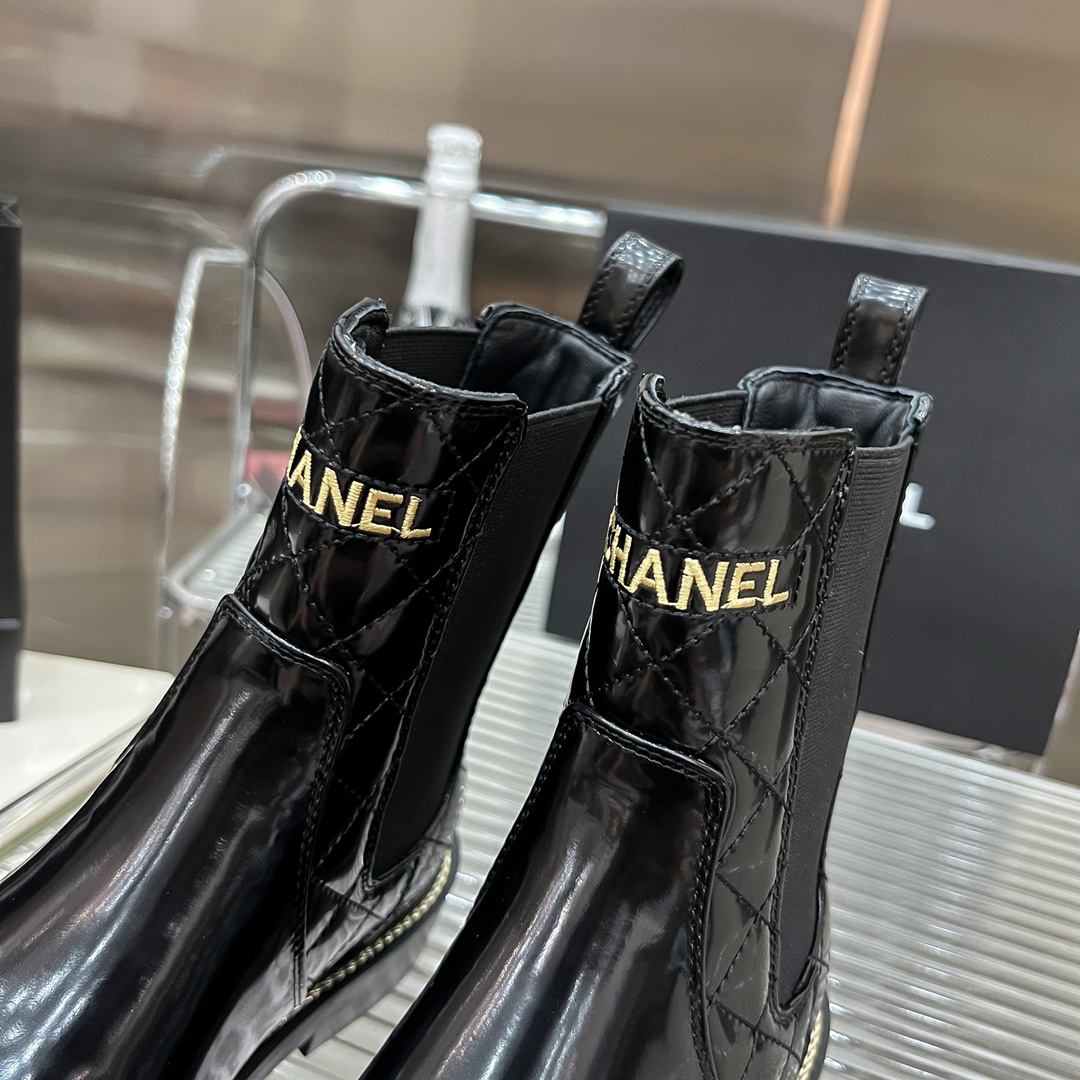 Bagsaaa Ch**el Chelsea Black Patent Leather Boots