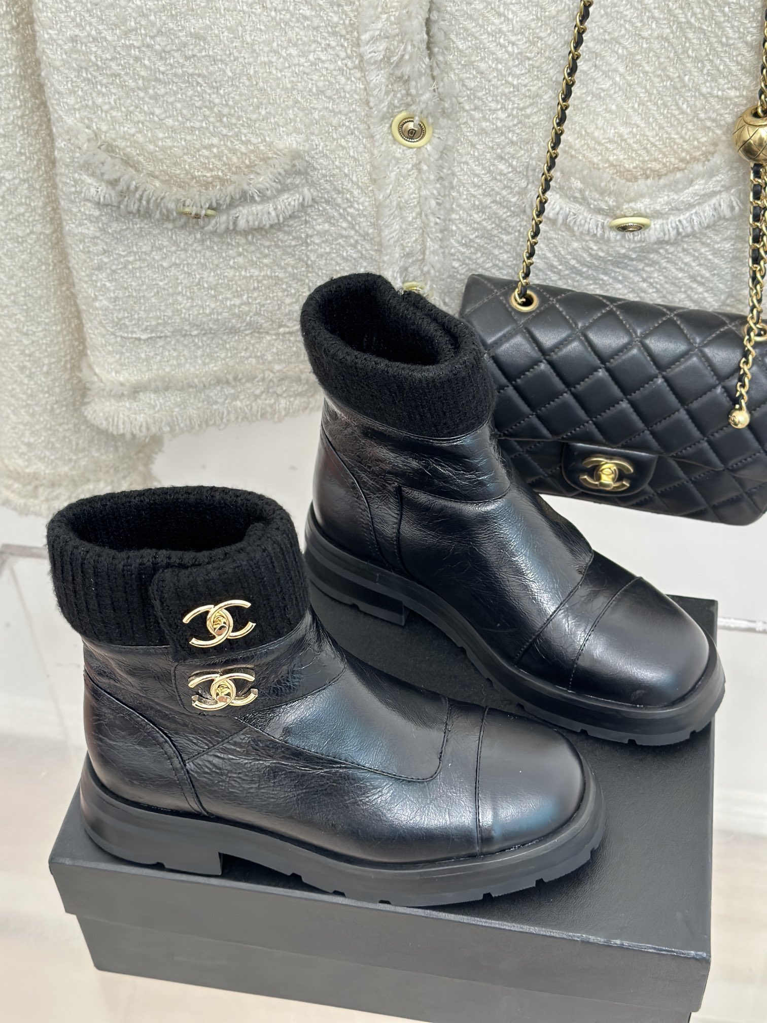 Bagsaaa Ch**el Ankle & Booties Black Leather