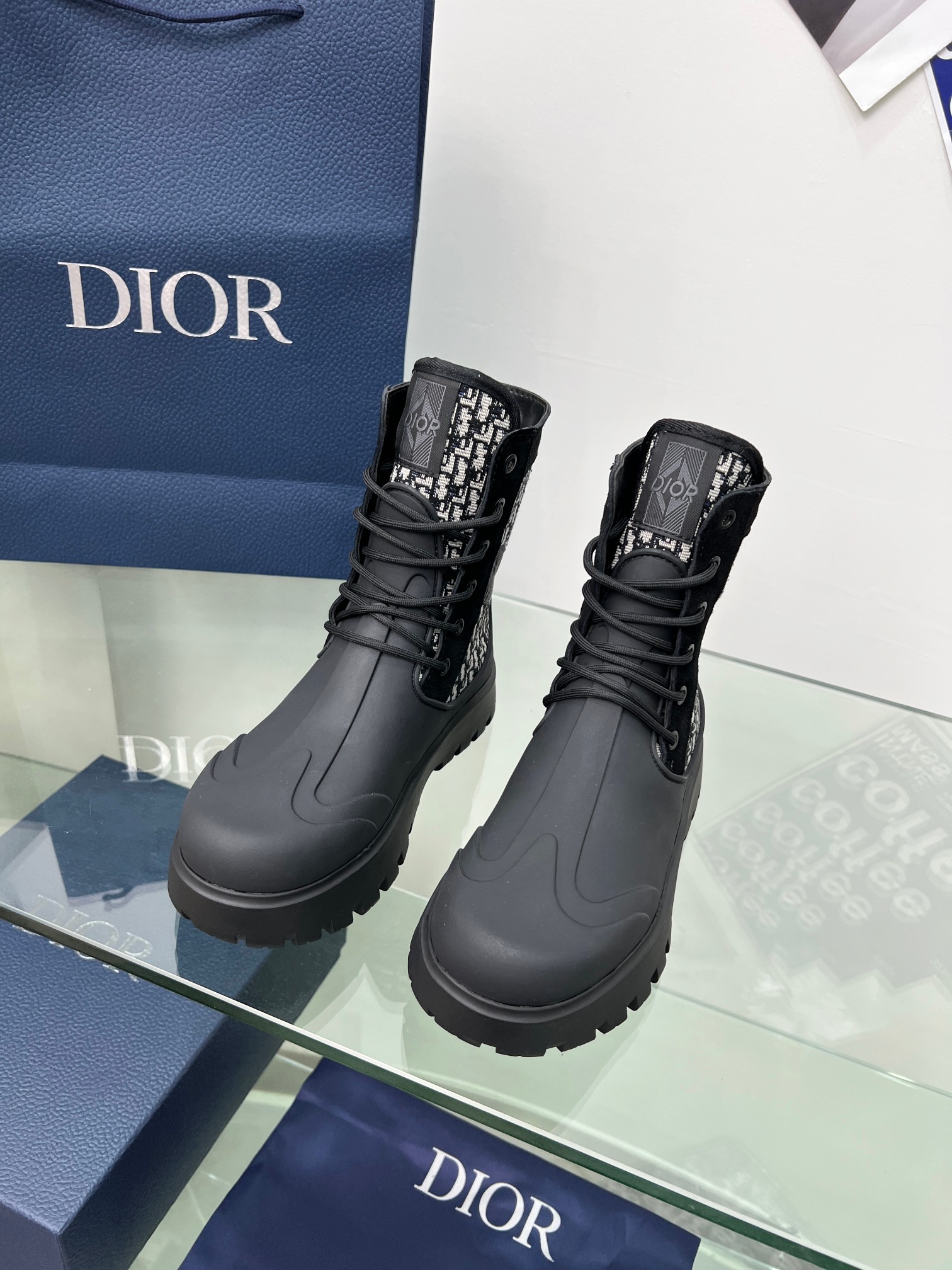 Bagsaaa D10r Garden Lace-Up Boot Blue
