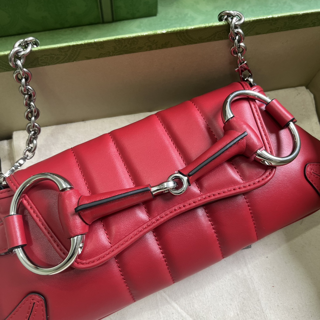 Bagsaaa Gvc*1 Horsebit Chain Small Shoulder Bag Red Leather