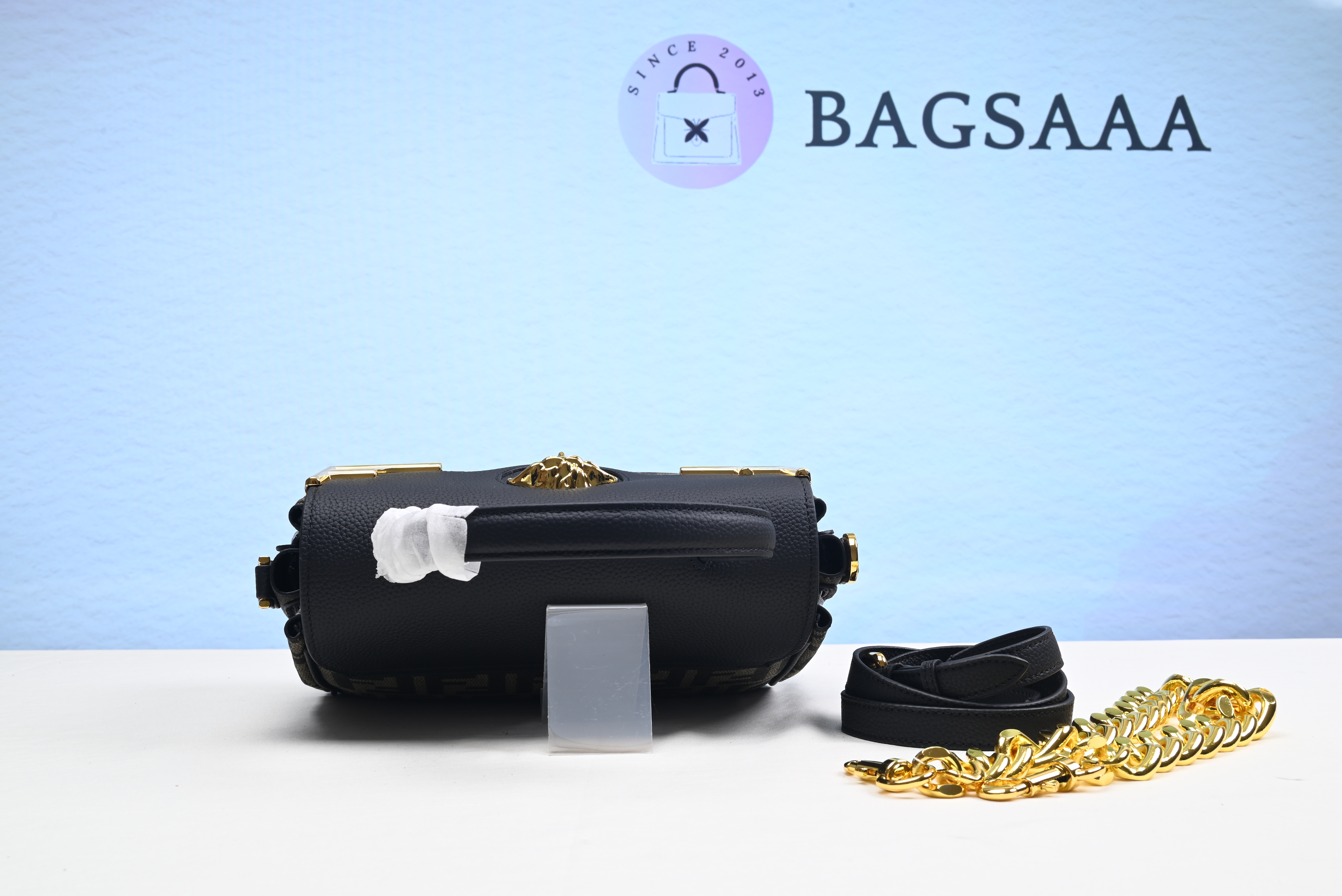 BAGSAAA FENDACE LA MEDUSA MEDIUM FF Logo HANDBAG Bag 