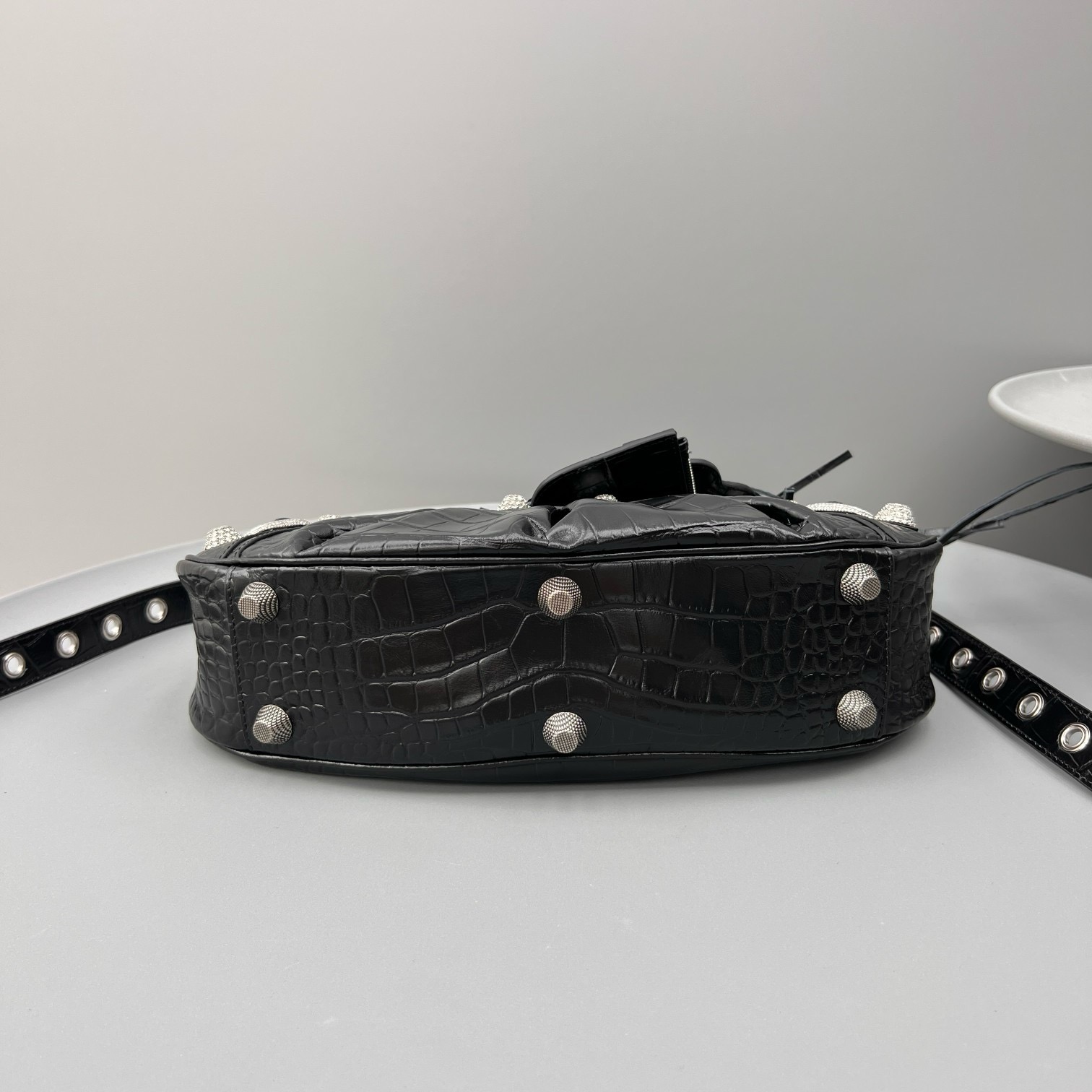 Bagsaaa Ba1en*iaga Le Cagole large bag black - 33x16x8cm