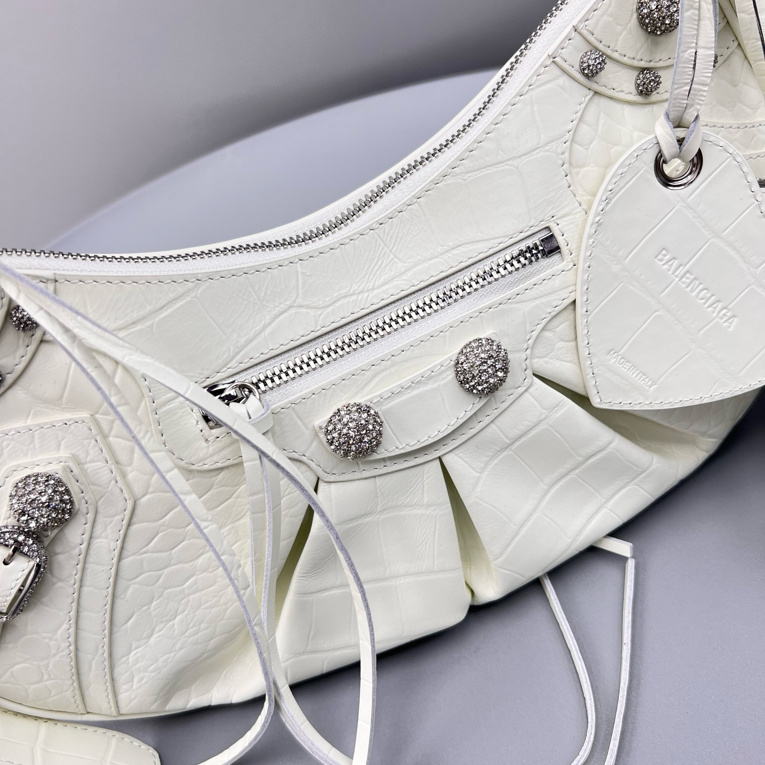 Bagsaaa Ba1en*iaga Le Cagole large bag white - 33x16x8cm