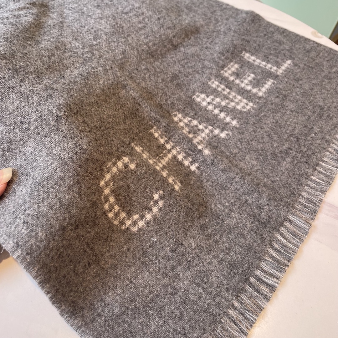 Bagsaaa Ch**el Grey Scarf 45*185cm