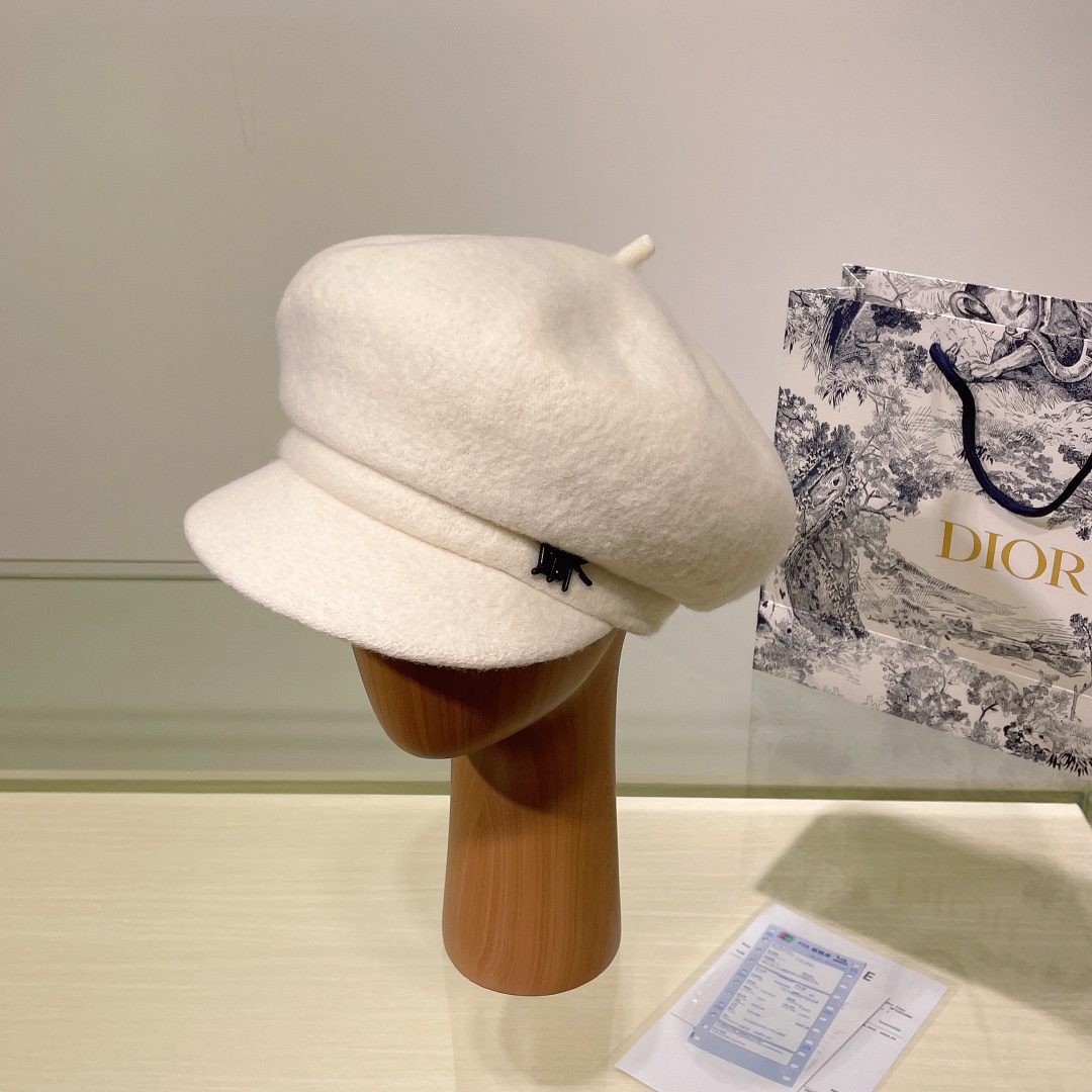 Bagsaaa D10r Beret Hat 