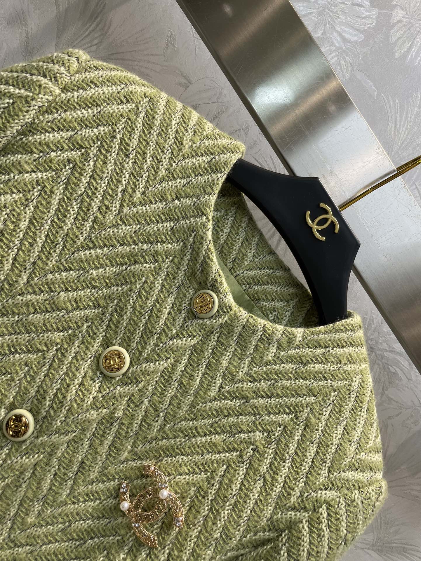 Bagsaaa Ch**el Tweed Green Jacket 2 pockets