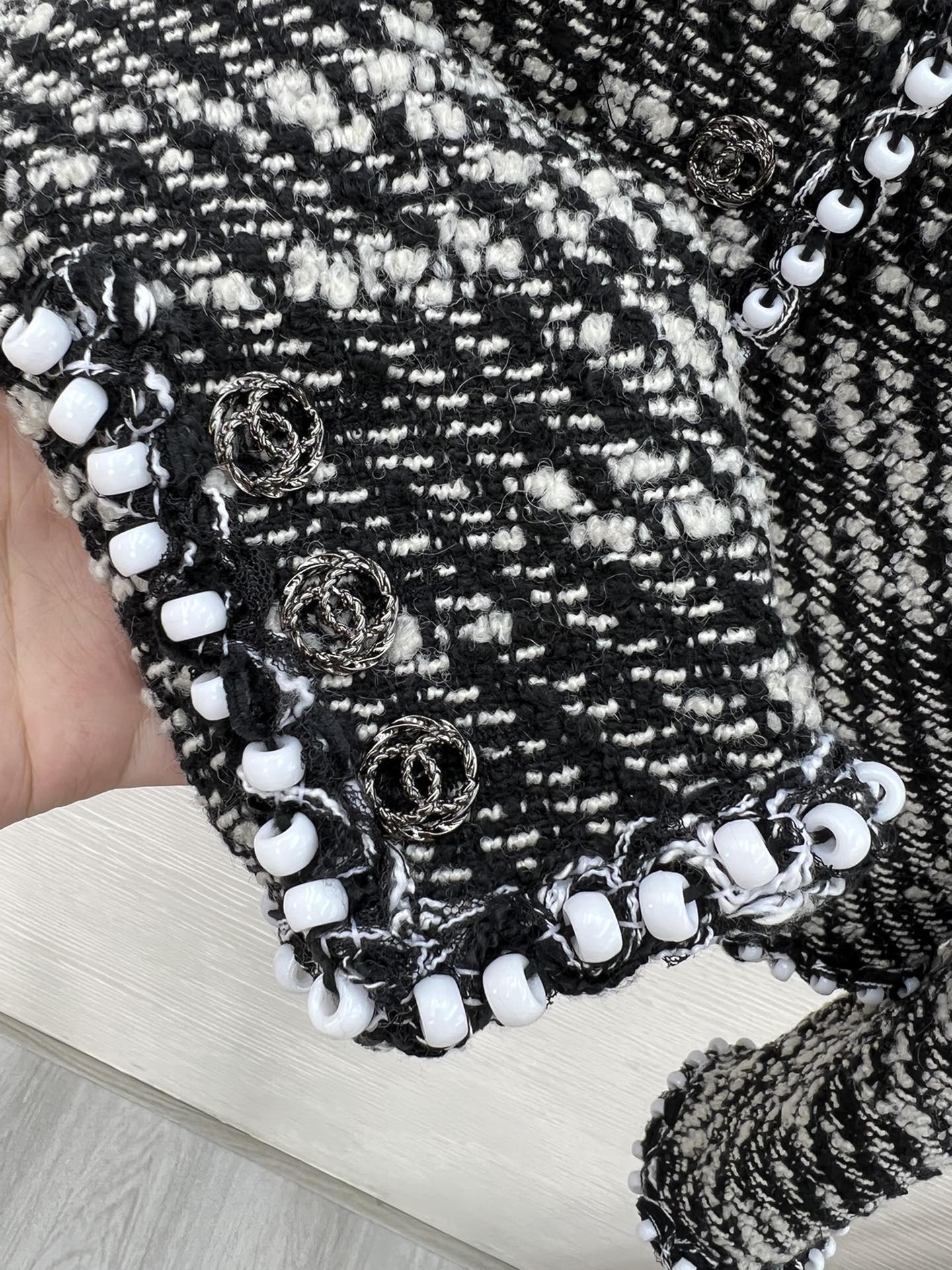 Bagsaaa Ch**el Tweed Grey Jacket Pearl
