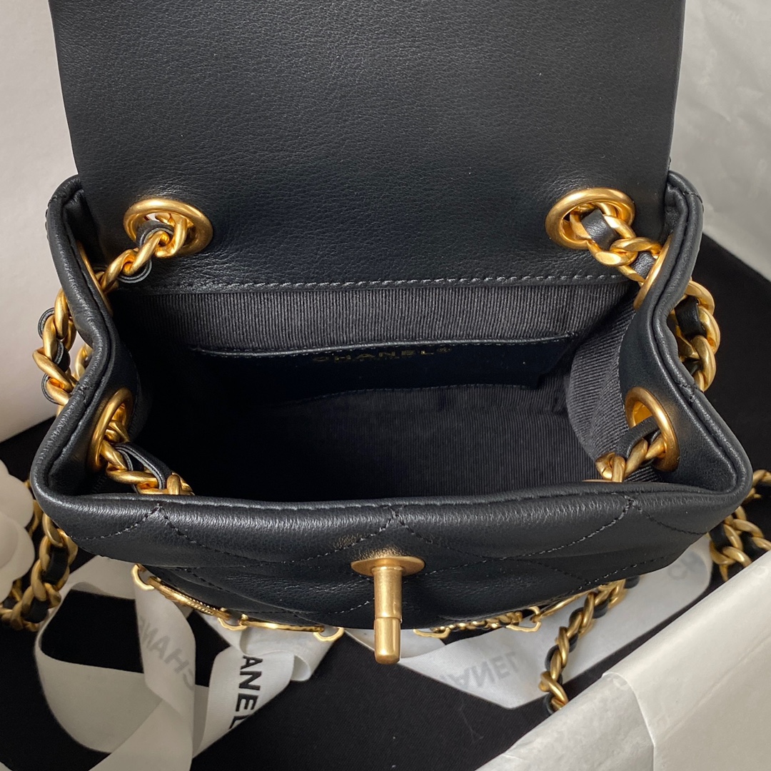 Bagsaaa Ch**el small Backpack Calfskin & Gold-Tone Metal Black 