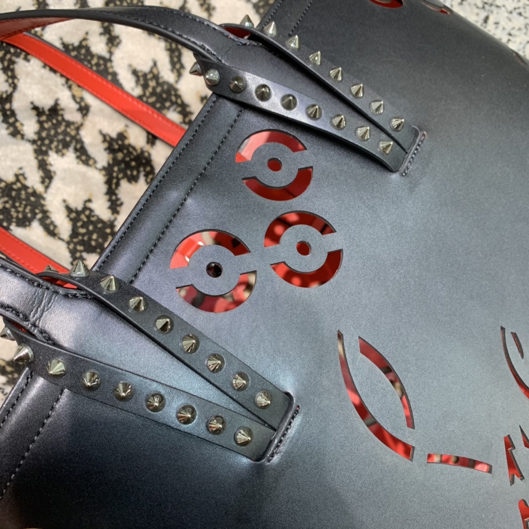 Bagsaaa Chr1st1an Louboutin Cabata E/W mini Black Tote Calf leather 