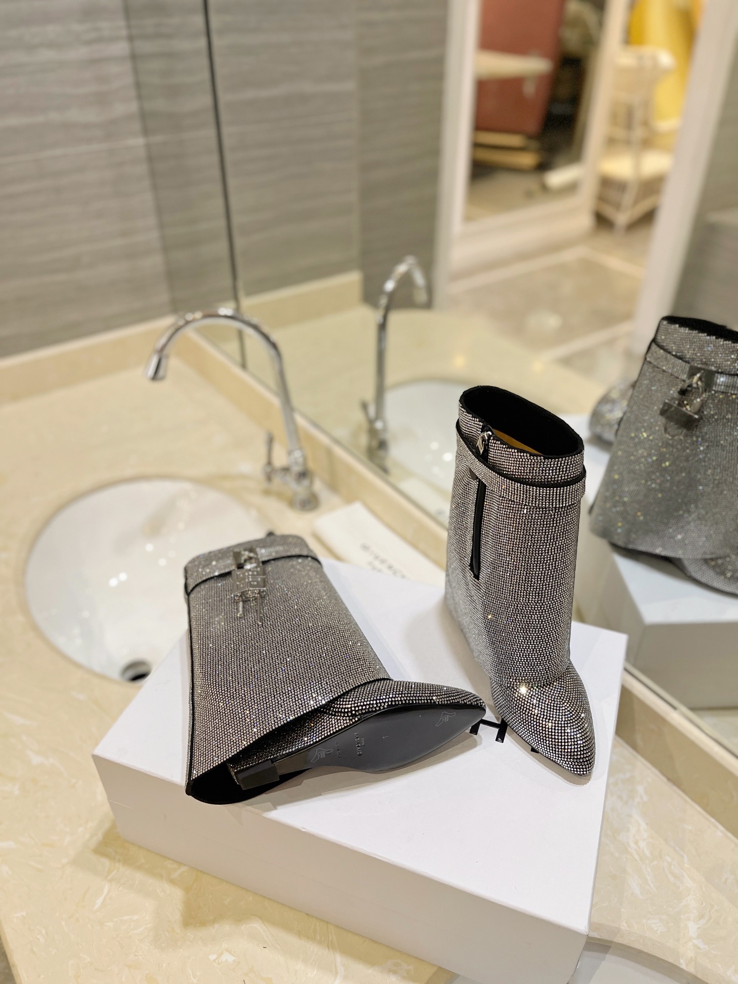 Bagsaaa Givenchy Shark Lock Ankle Boots in satin with strass silver
