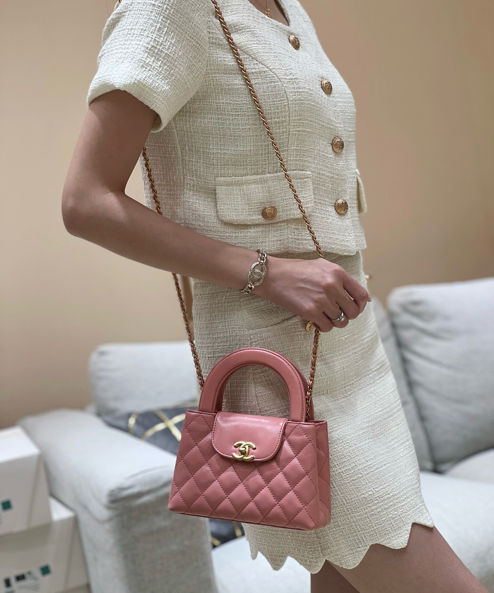 Bagsaaa Ch**el Mini Shopping Bag Pink - 13 × 19 × 7 cm