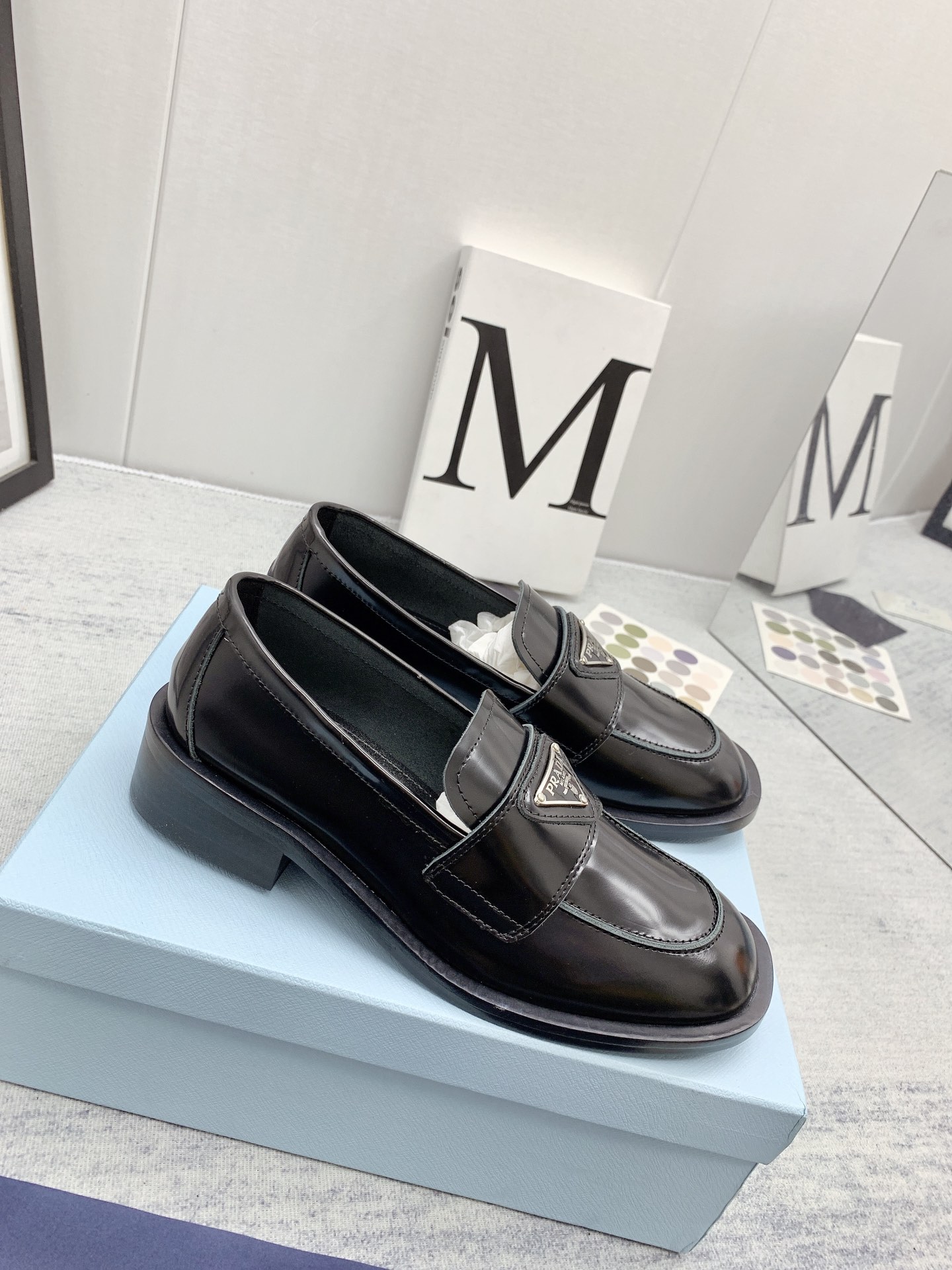 Bagsaaa Pra*a Black Loafer 