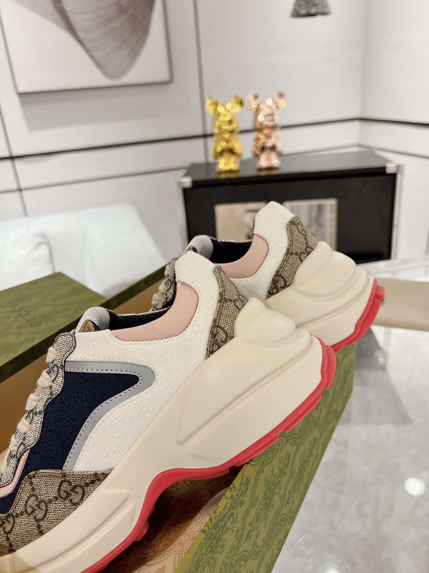 Bagsaaa Gvc*1 Rhyton GG Sneakers