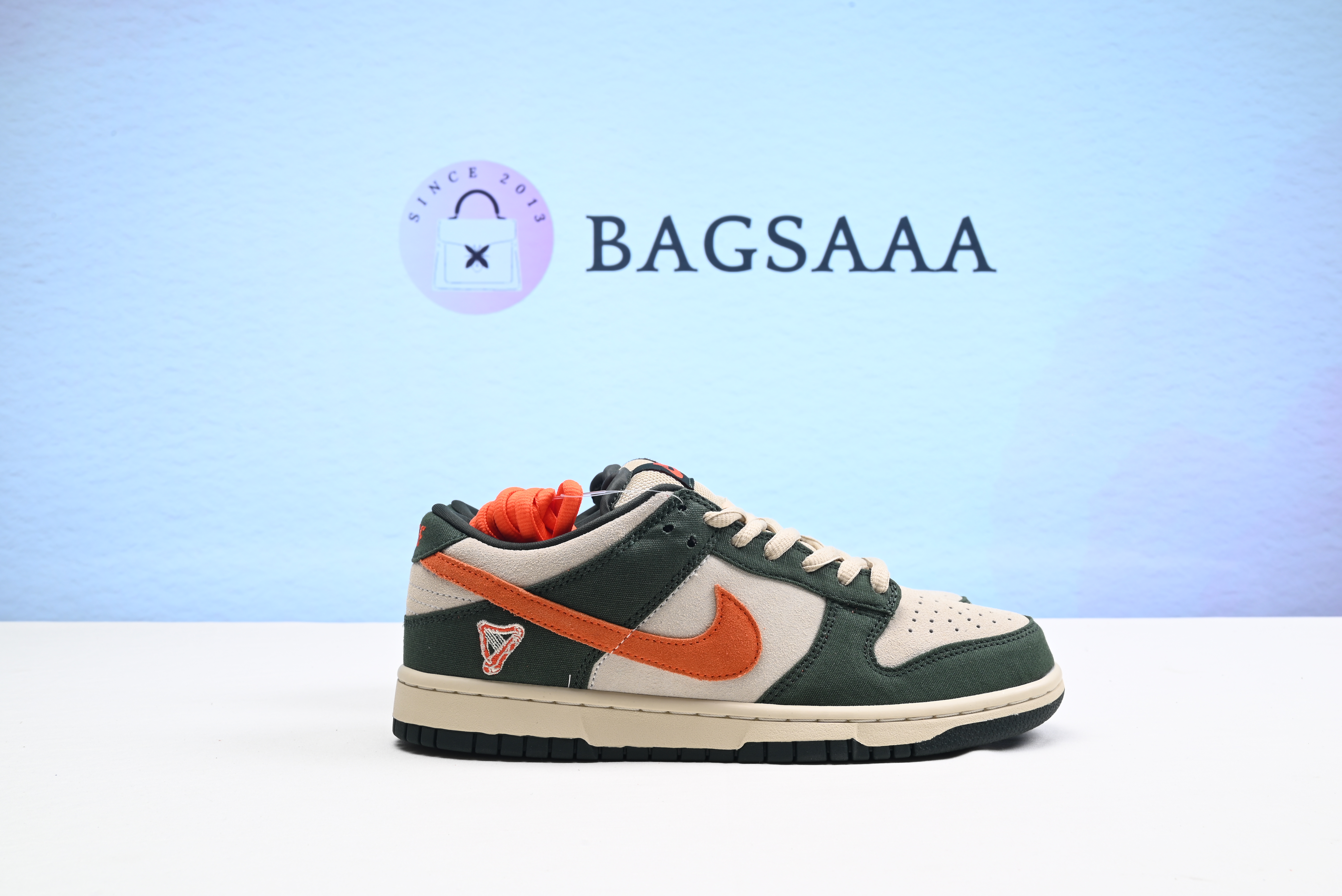 Nike SB Green and Orange – SB Dunk Low Eire Net Deep Orange Rep