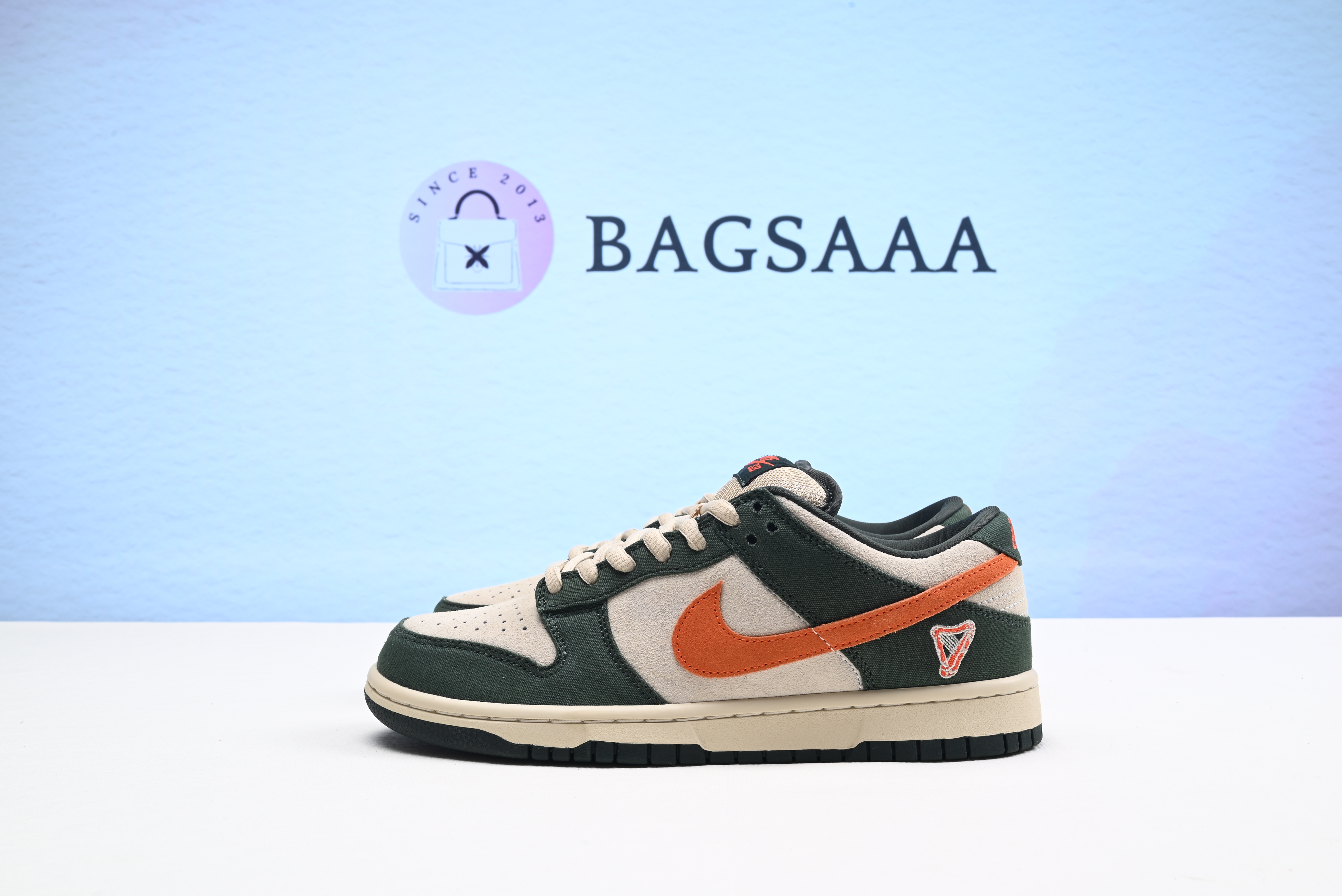 Nike SB Green and Orange – SB Dunk Low Eire Net Deep Orange Rep