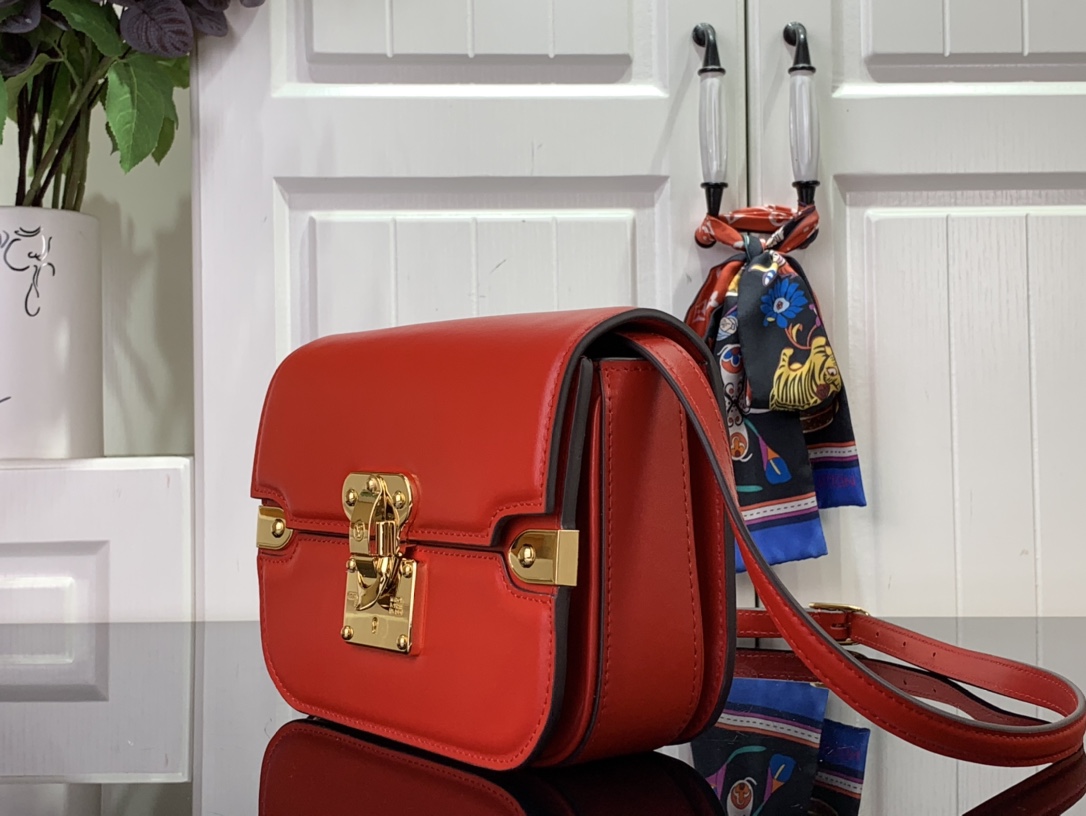 Bagsaa L0vis Vvtt0n Orsay M23655 Red - 21.5 x 15.8 x 5 cm