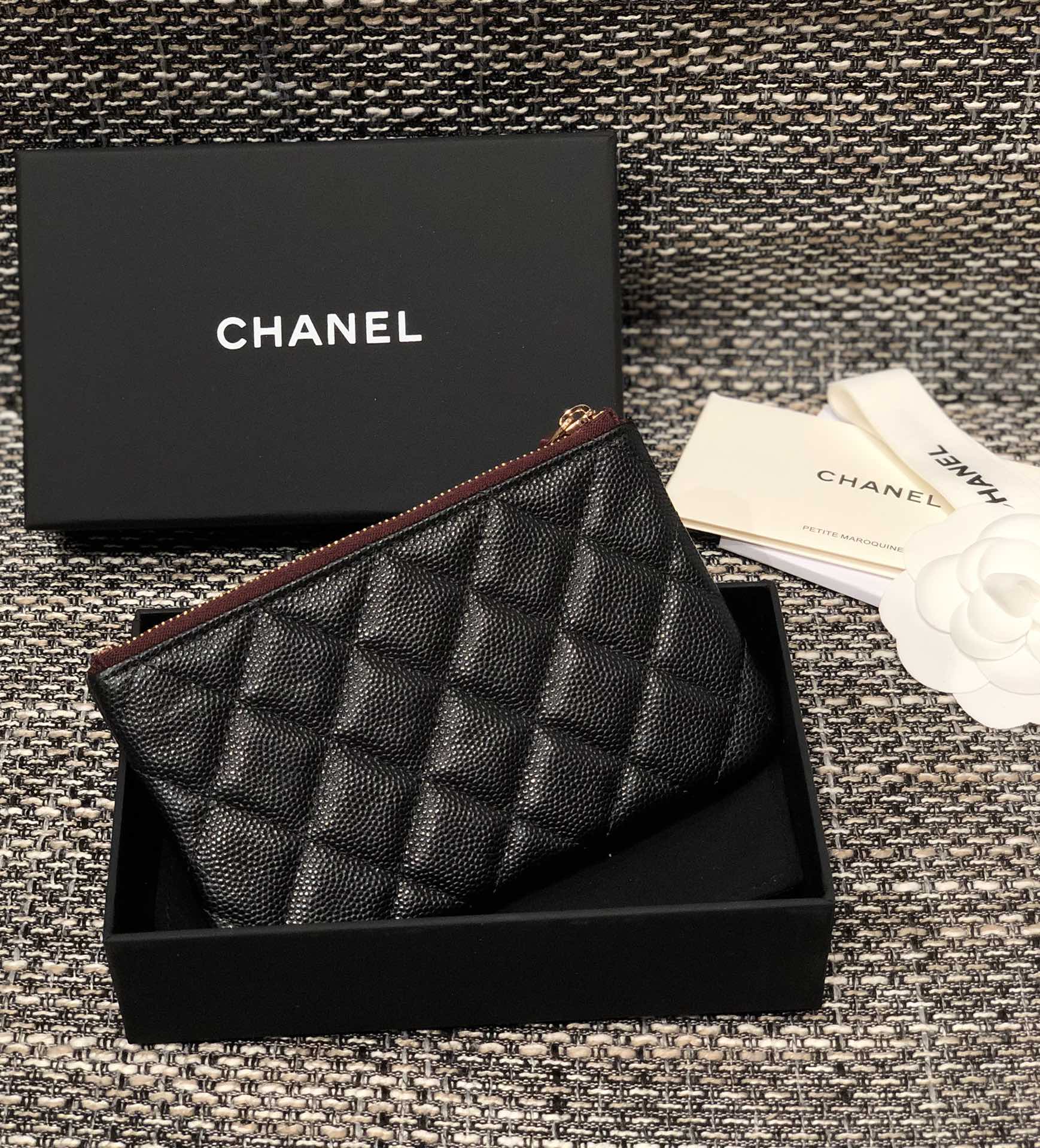Bagsaaa Ch**el Coin Purse Caviar Black Leather 