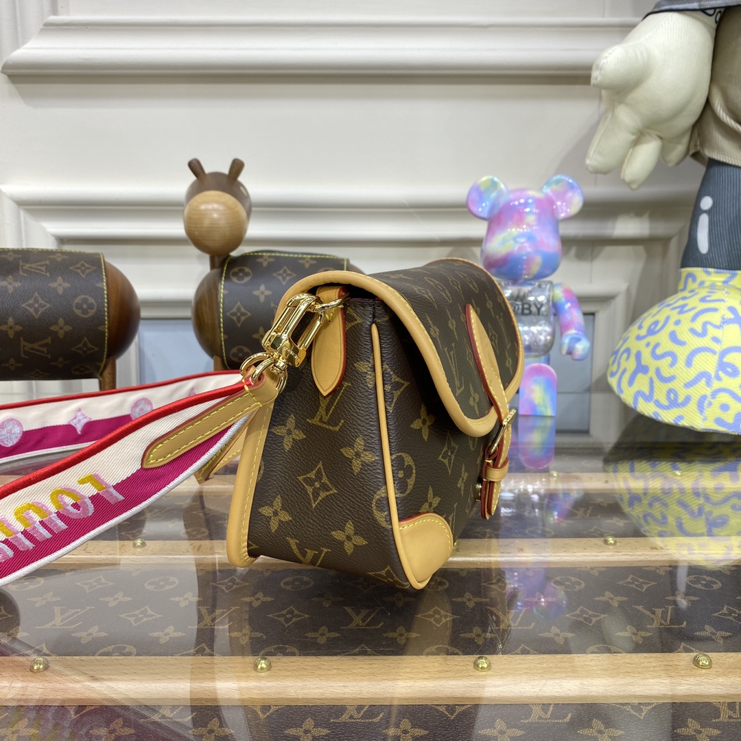 Bagsaaa L0vis Vvtt0n Diane M46049 25.0 × 9.0 × 15.0 CM