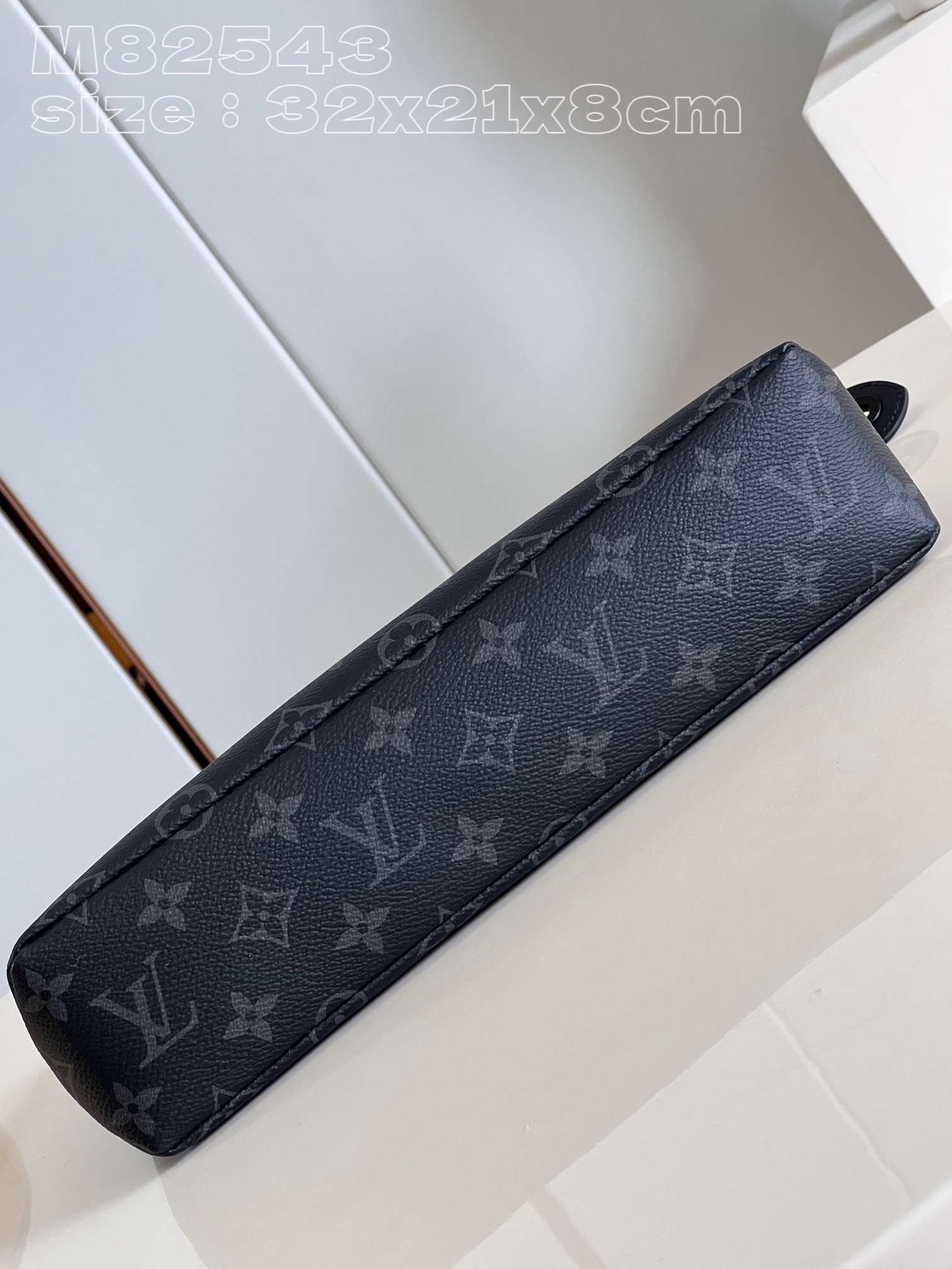 Bagsaaa L0vis Vvtt0n Pochette Voyage Souple Black Monogram - M82543 - 32 x 21 x 8cm