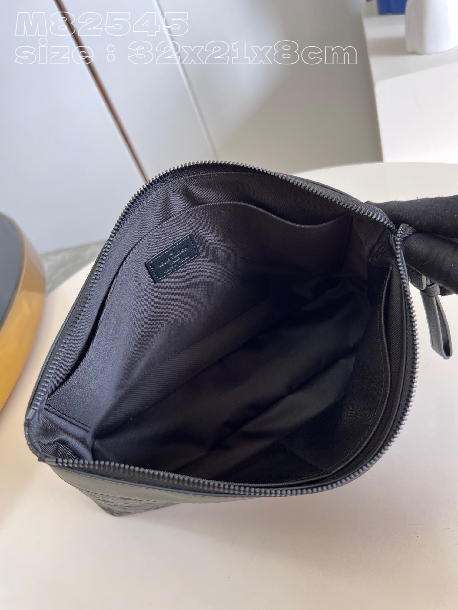 Bagsaaa L0vis Vvtt0n Pochette Voyage Souple - M82543 - 32 x 21 x 8cm