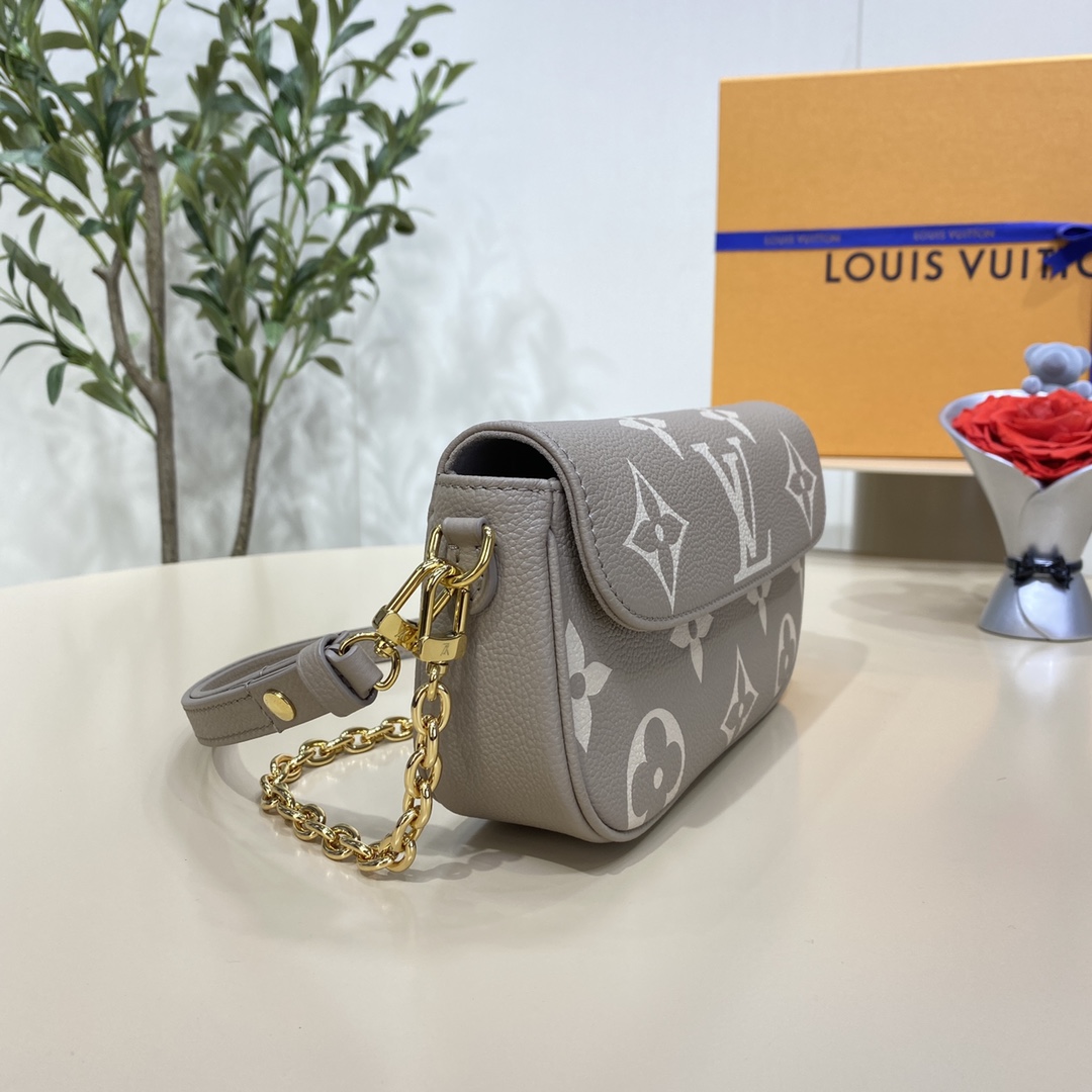 Bagsaaa L0vis Vvtt0n wallet on chain ivy bicolor monogram empreinte leather